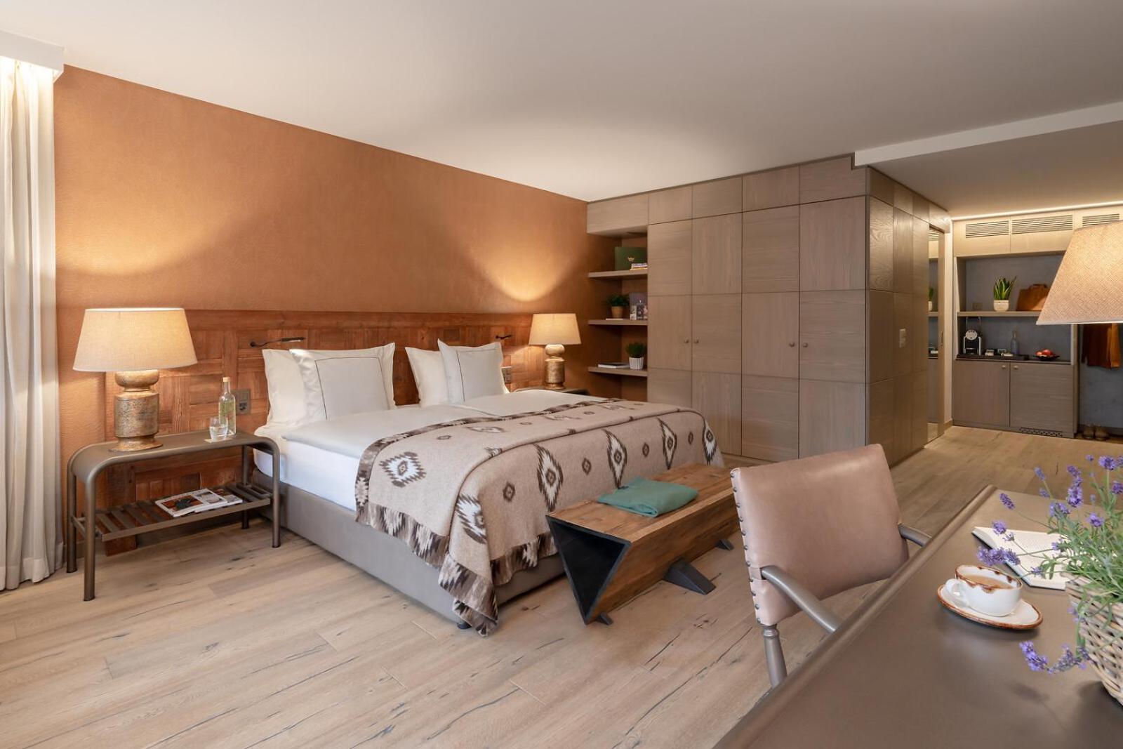 Junior Suite Panorama mit Balkon und Seeblick