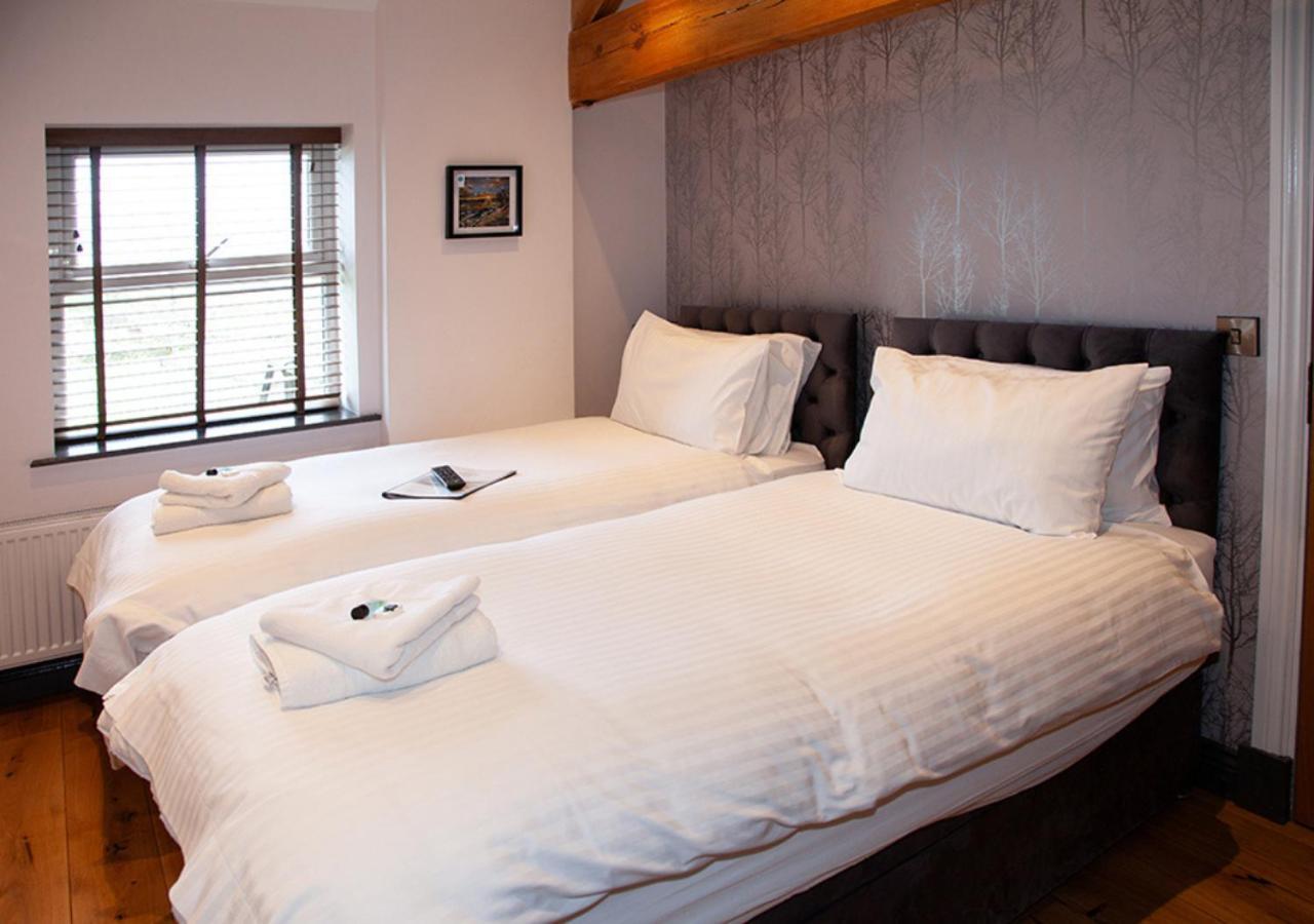 Large Twin Room