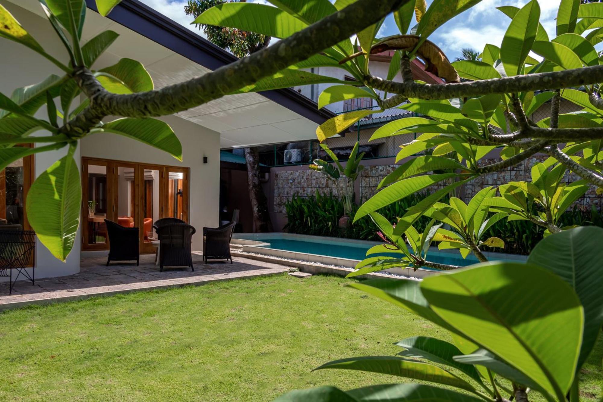4-Bedroom Villa a Swimming Pool