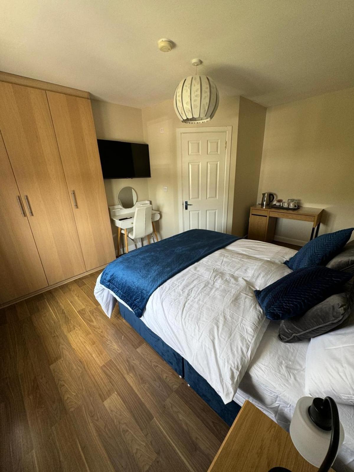 Double Room with Private Bathroom,1628631623:JPEG