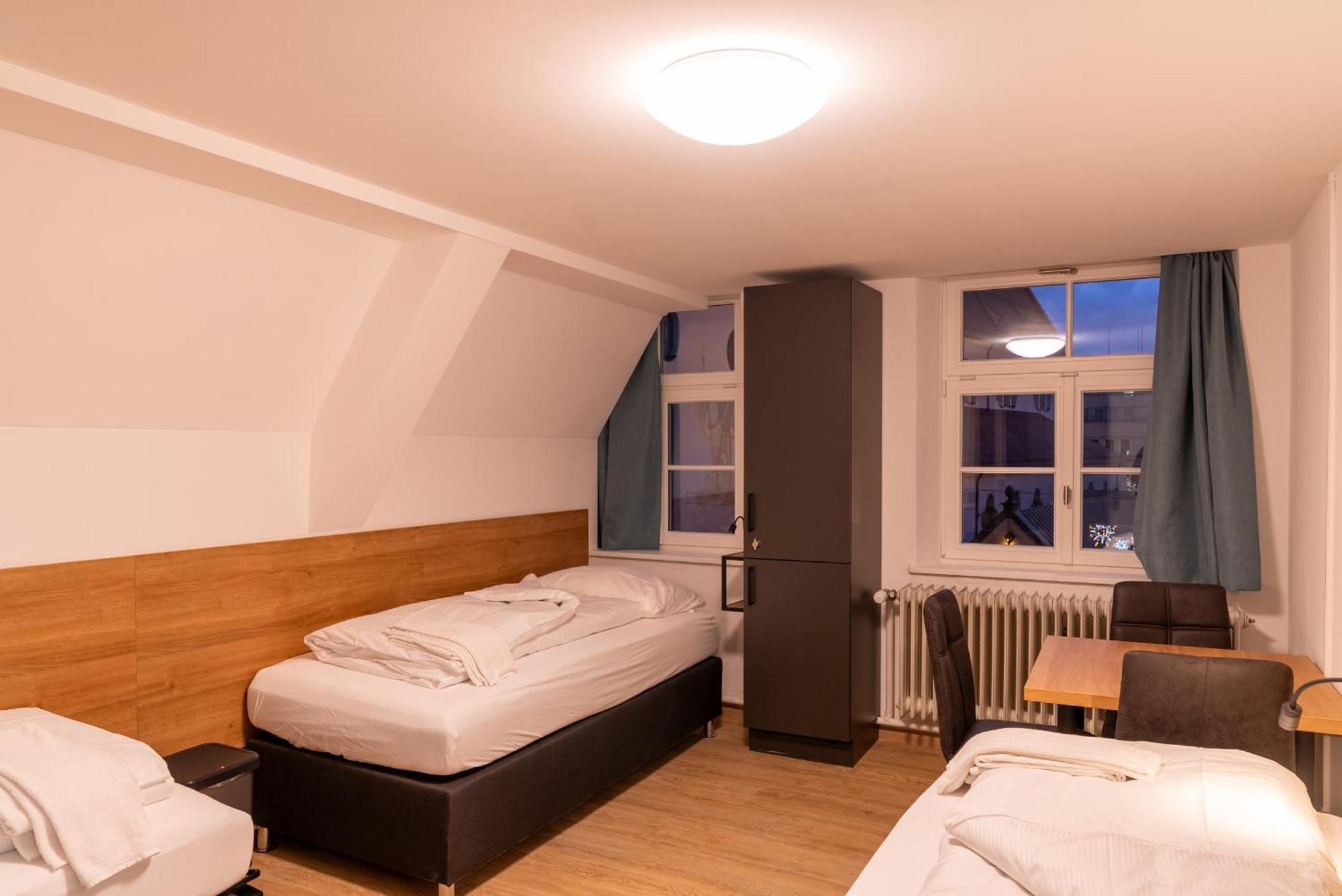 Dreibettzimmer