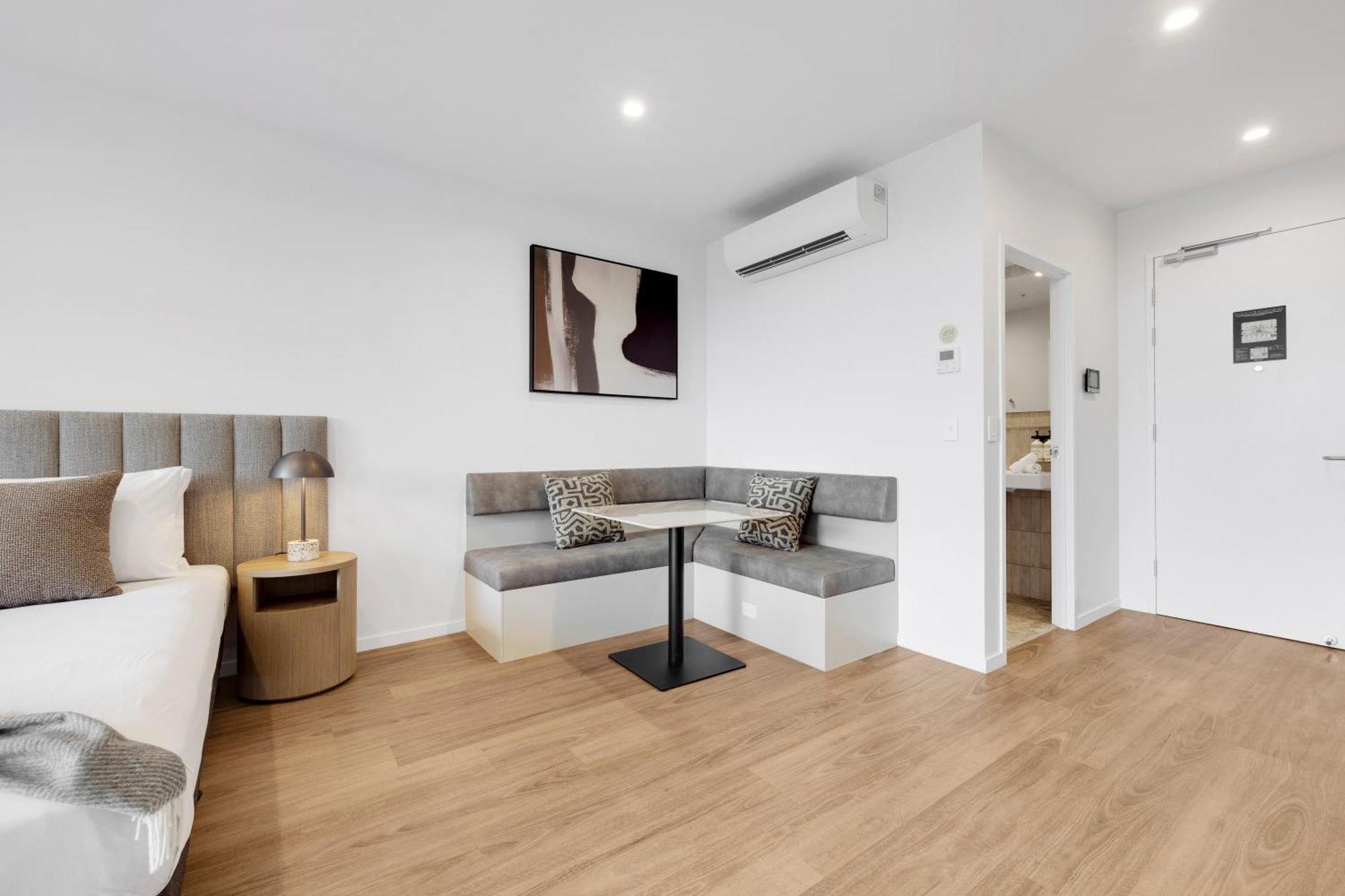Family Room,1629168939:JPEG