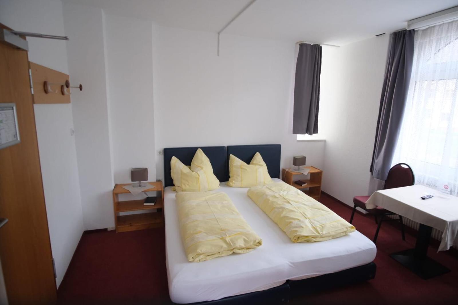 Dreibettzimmer