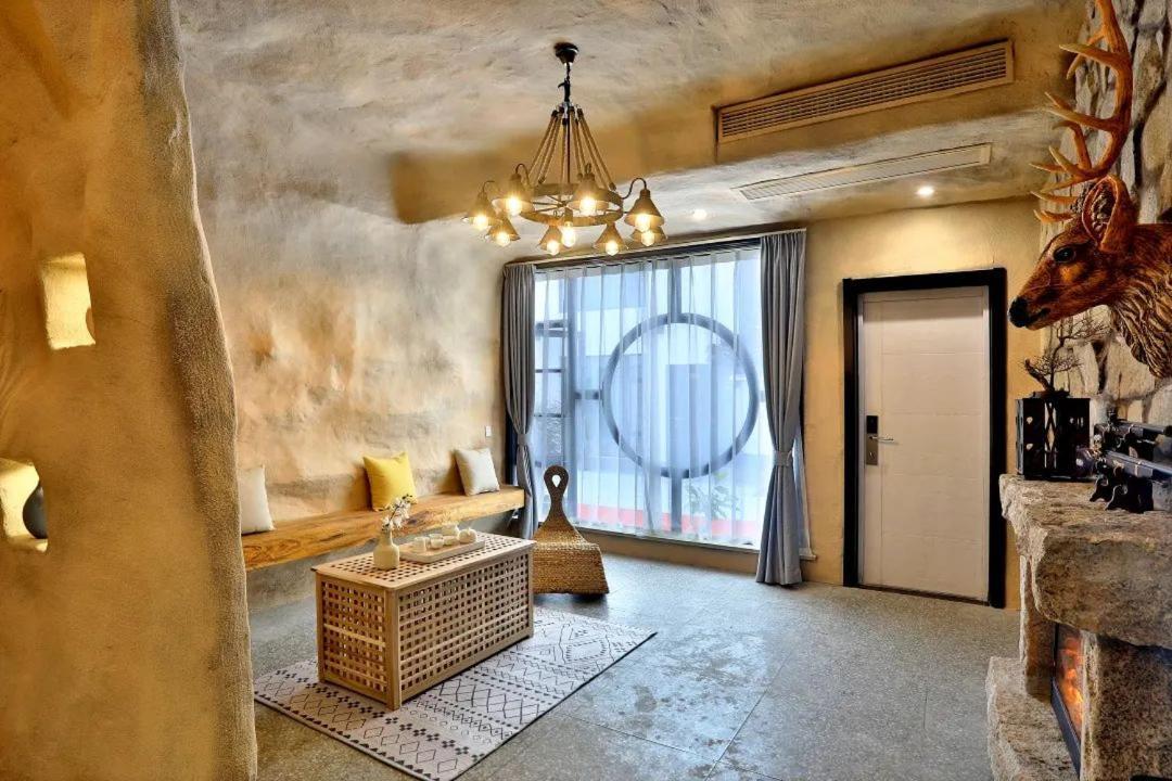 King Room Roll Shower Disability Access