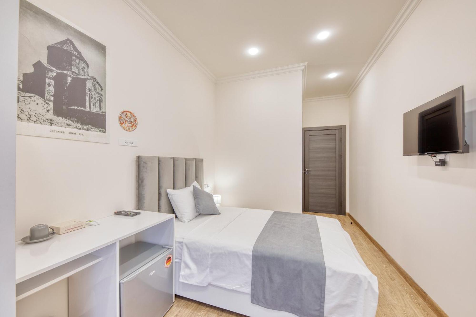 Single Room Balcony
