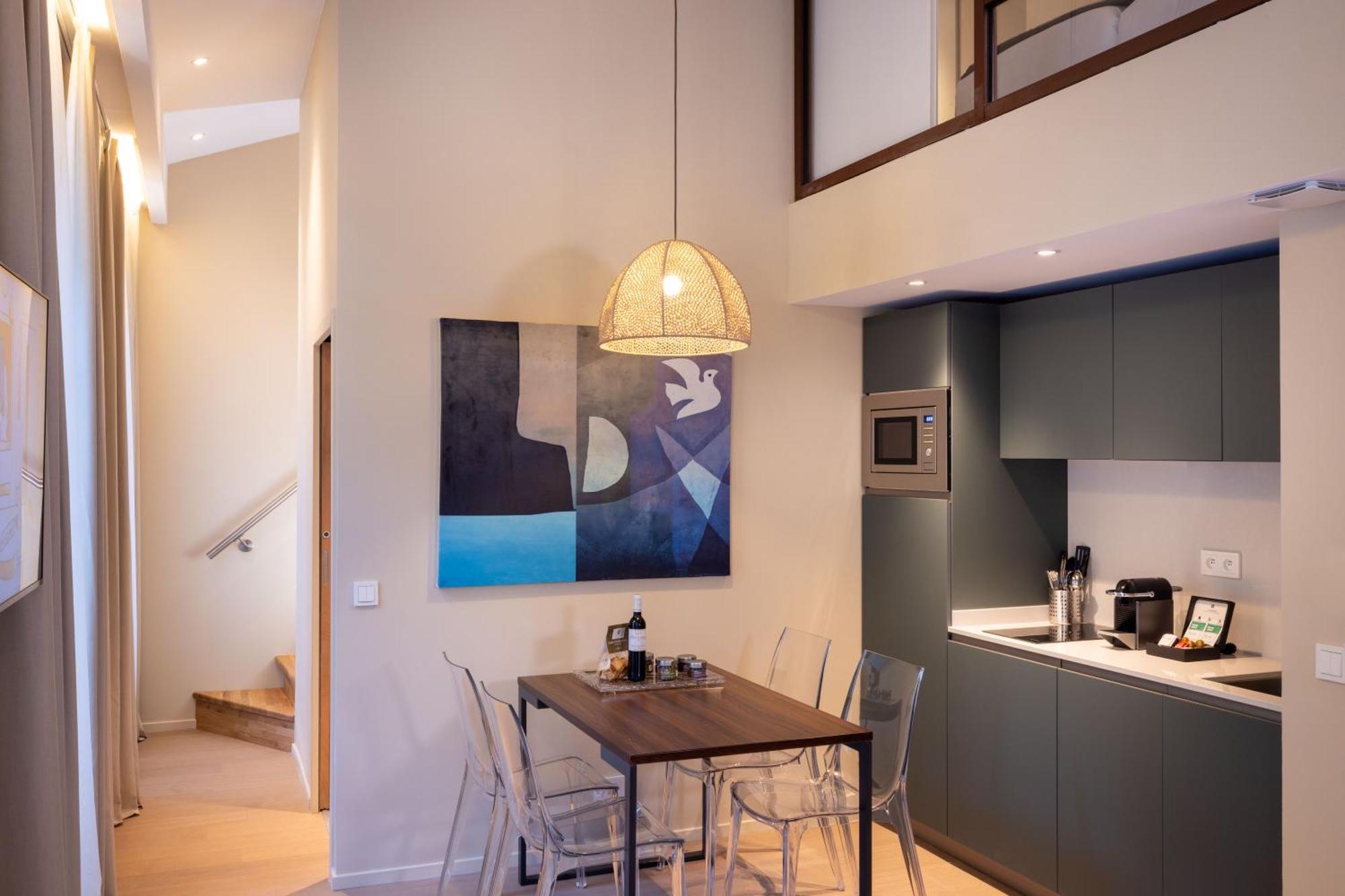 Deluxe Suite Mezzanine