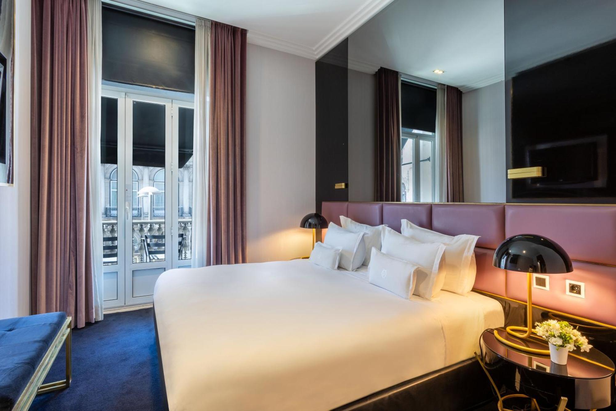 Deluxe Çift Kişilik veya İki Yataklı Oda