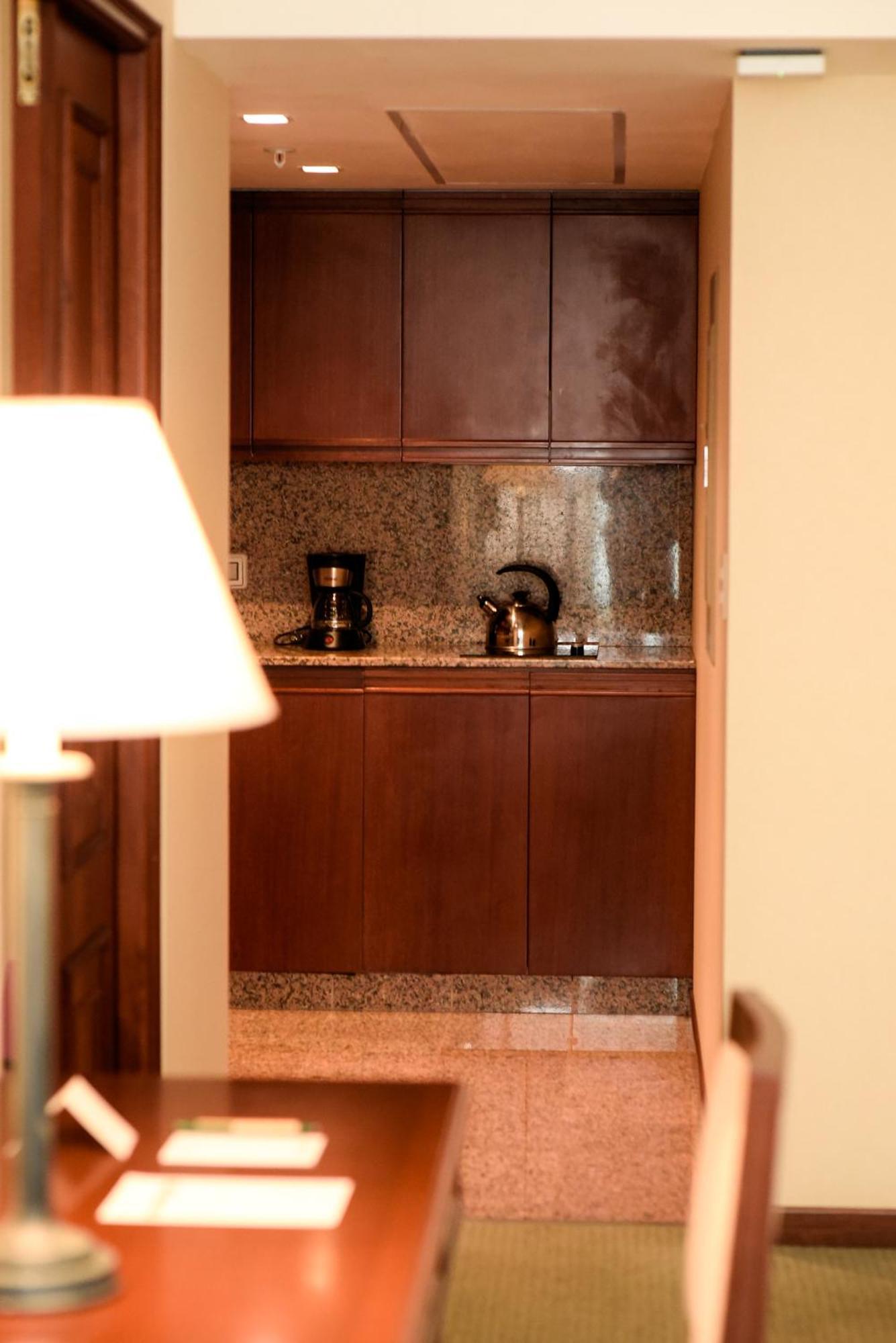 Executive Suite