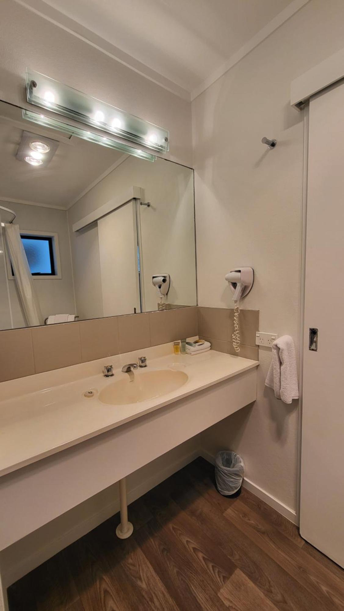 Executive Apartment with Spa Bath