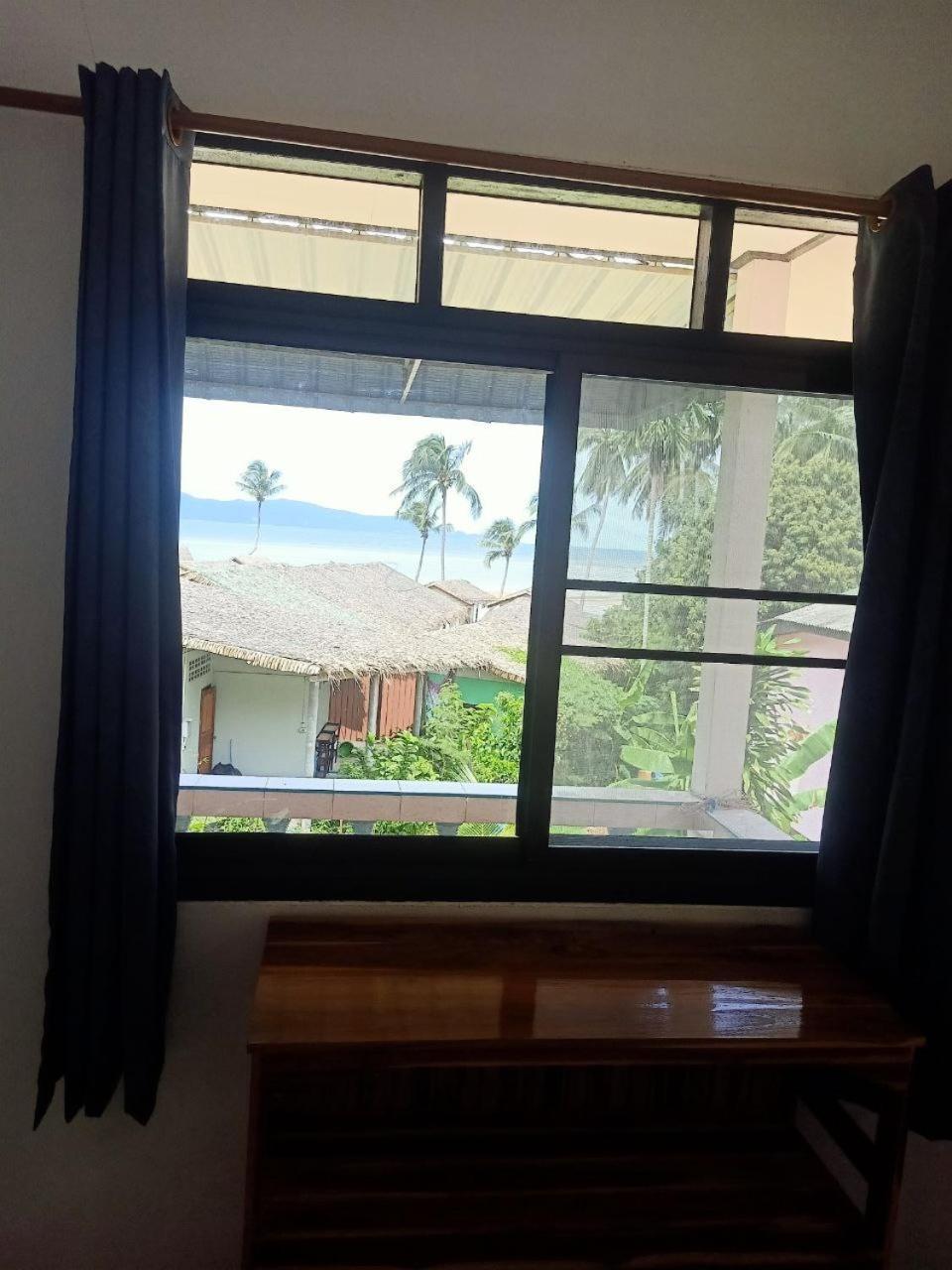 Double Room with Balcony and Sea View