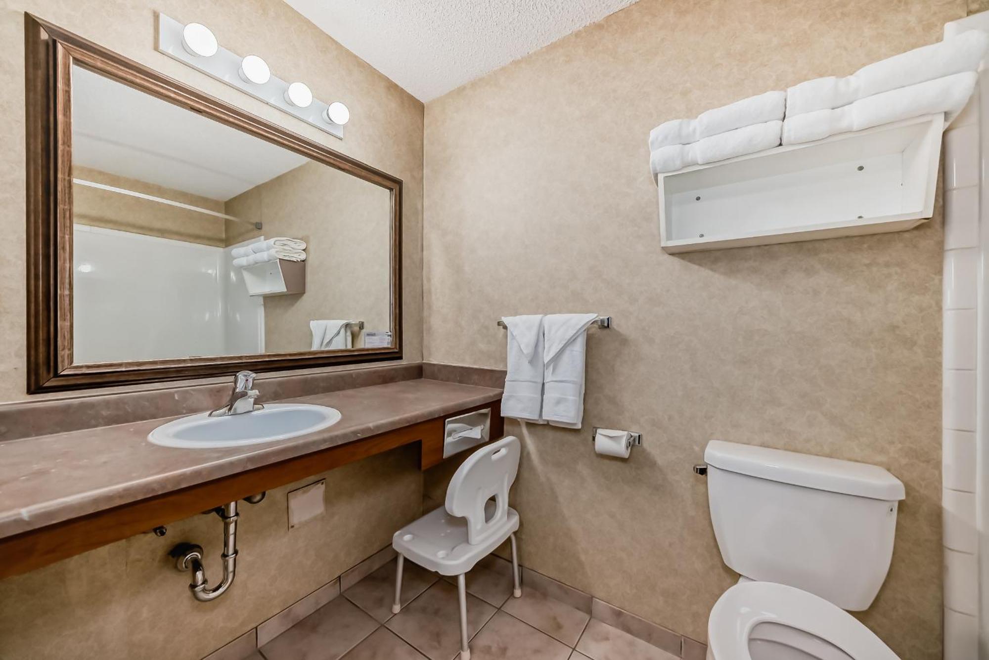 Queen Room with Two Queen Beds - Disability Access/Non-Smoking