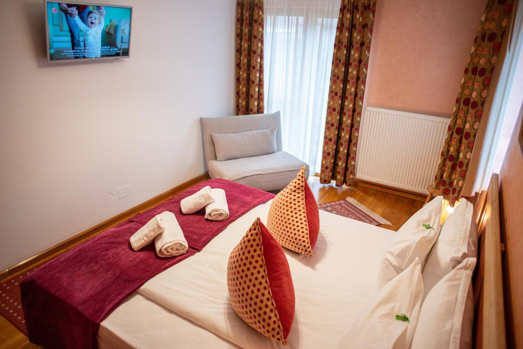 Queen Room with Balcony