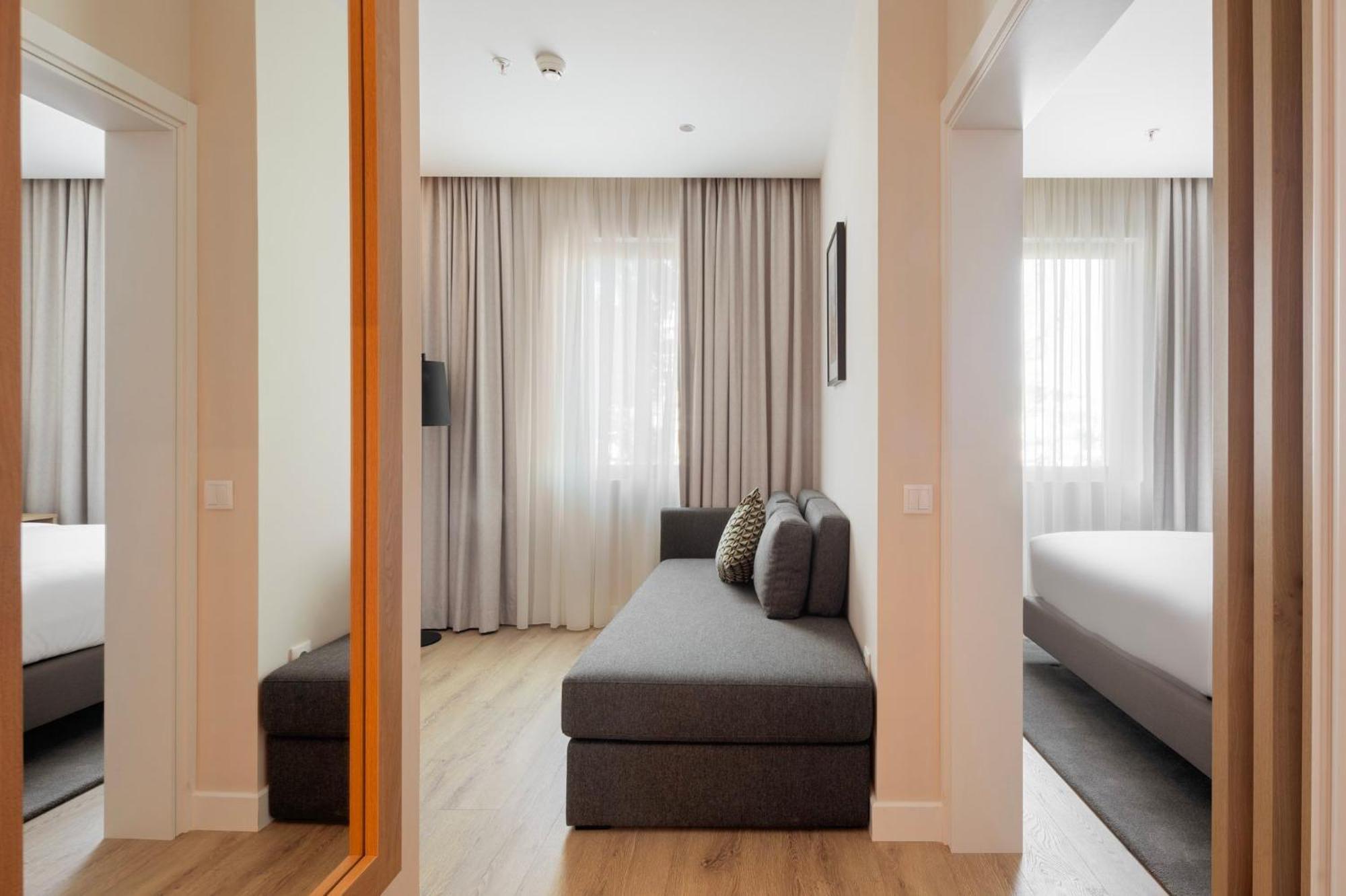 One-Bedroom Suite
