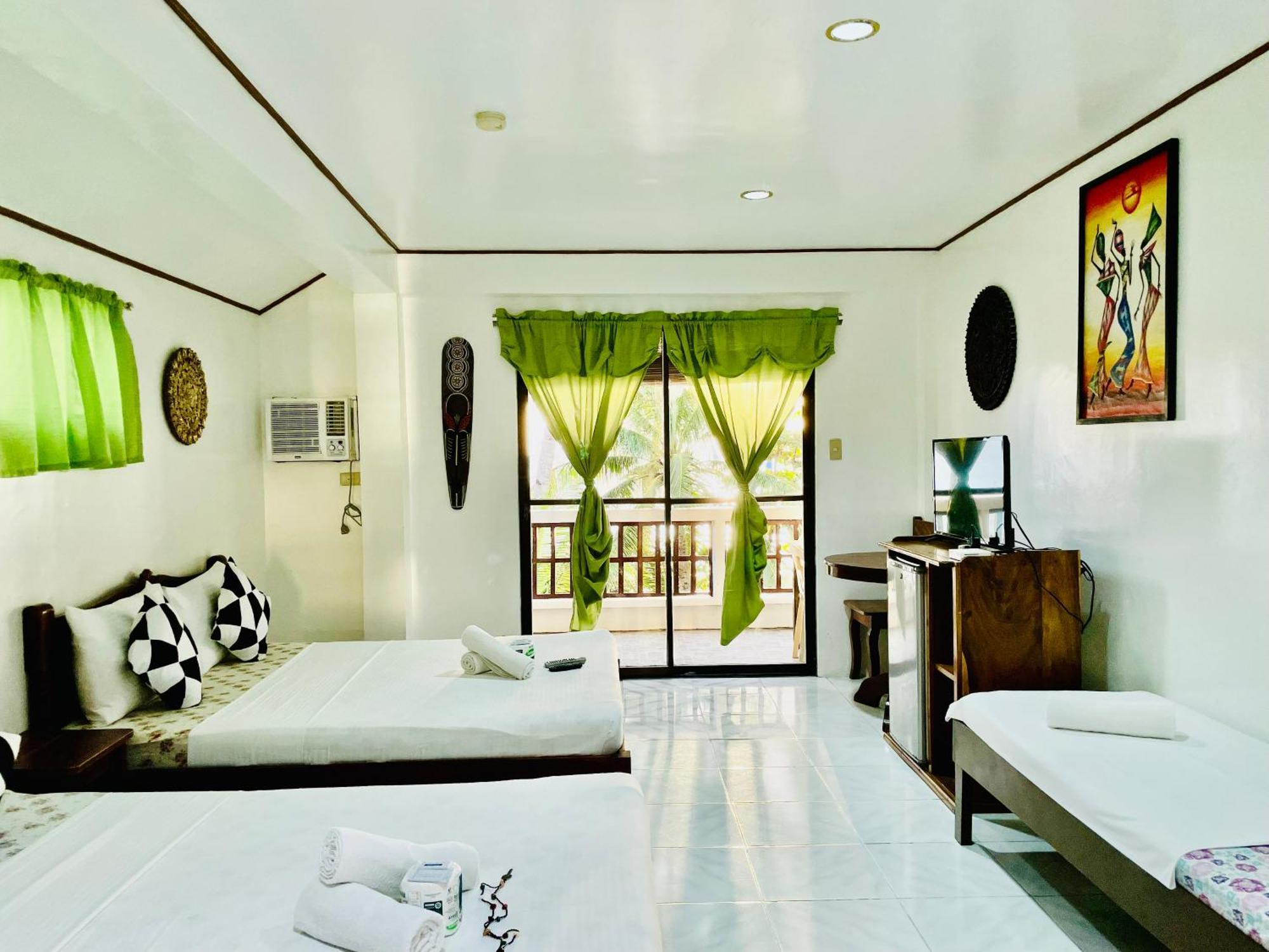 Family Room with Sea View