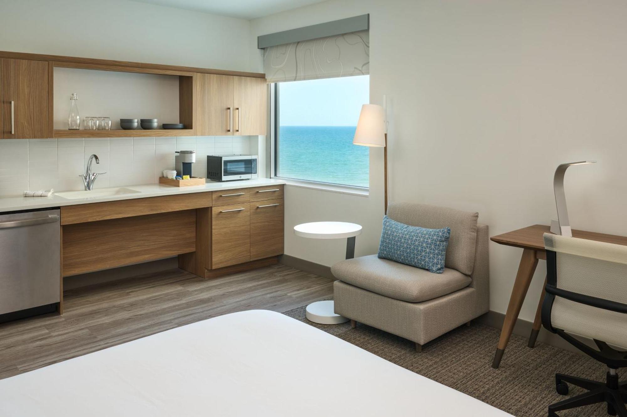 King Studio with Sofa Bed and Ocean View