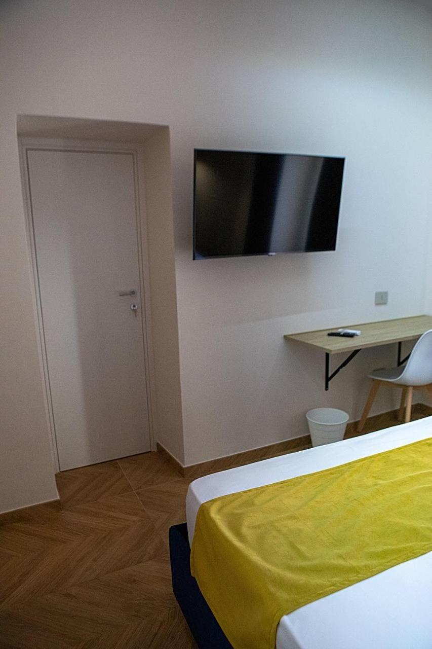 Double Room with Balcony,1630836951:JPEG
