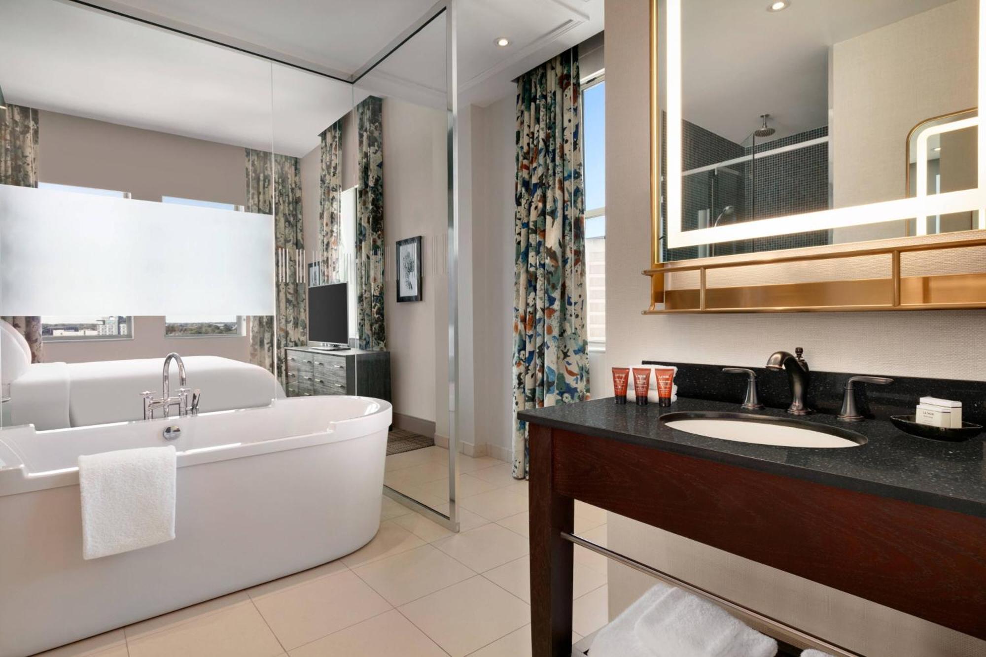 Suite en el ático con cama extragrande
