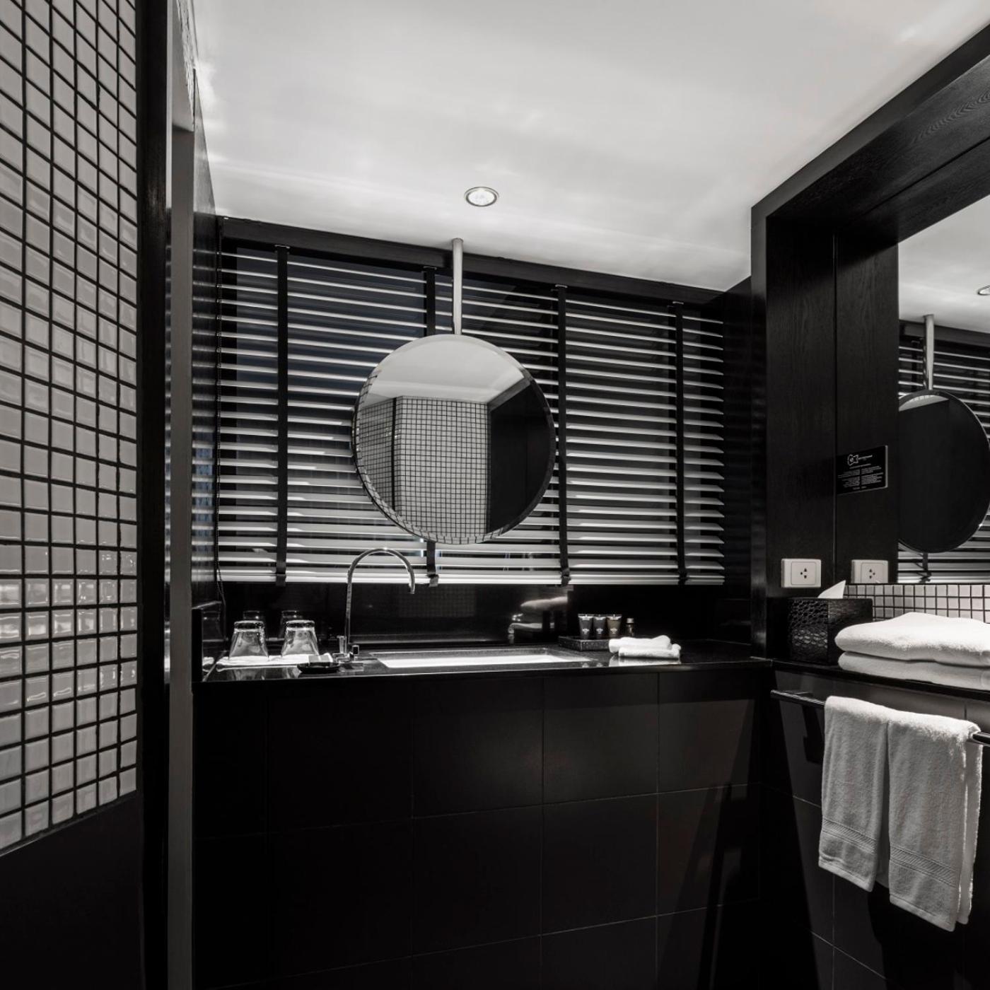Deluxe Double or Twin Room with City View,1630864634:JPEG