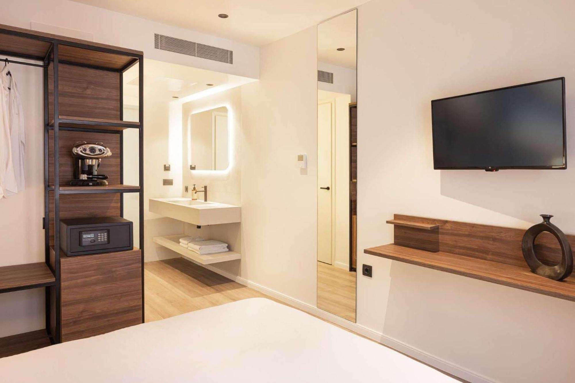 Luxe Kamer met 1 of 2 Bedden en Balkon