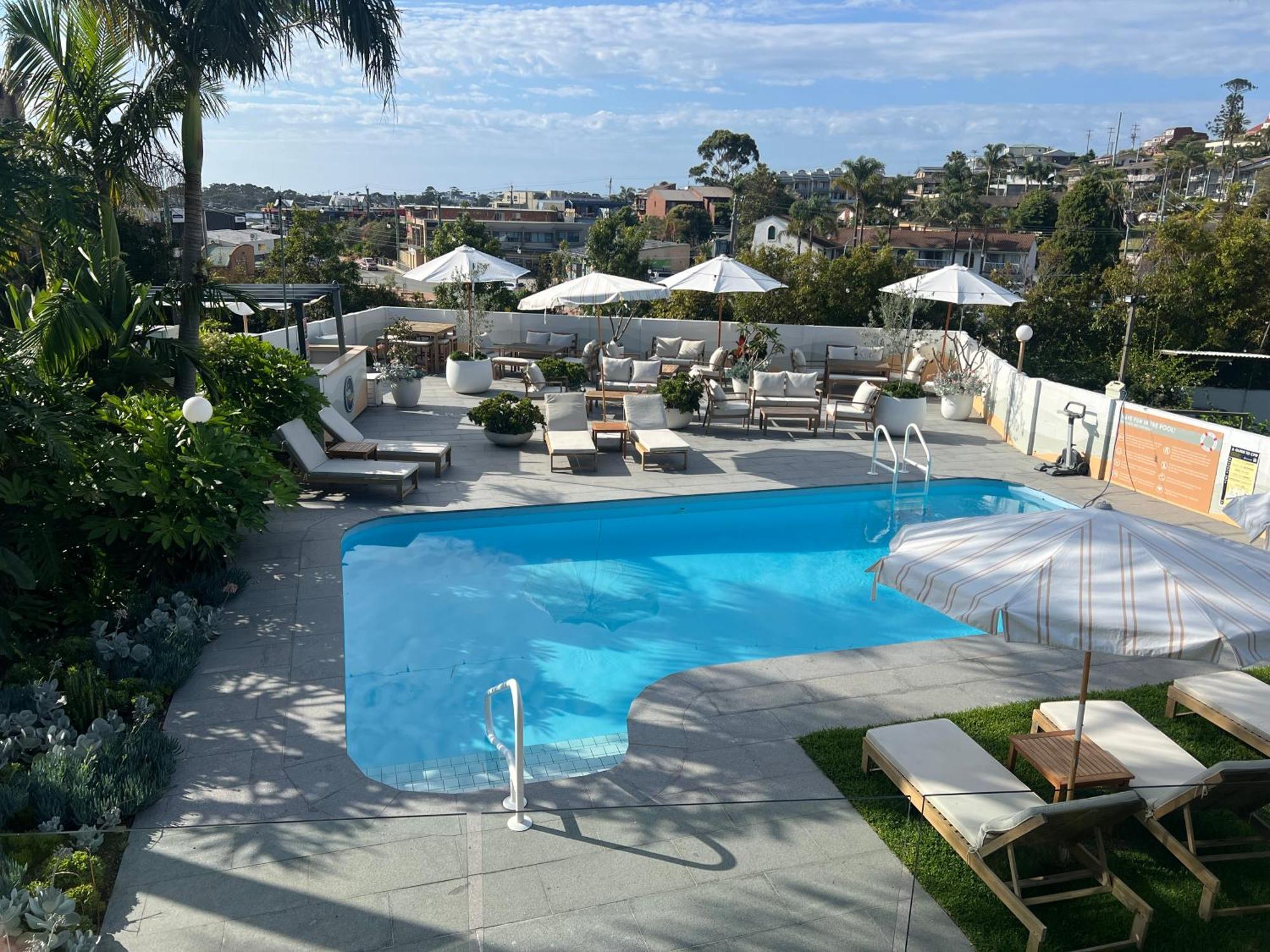 King Suite with Pool View