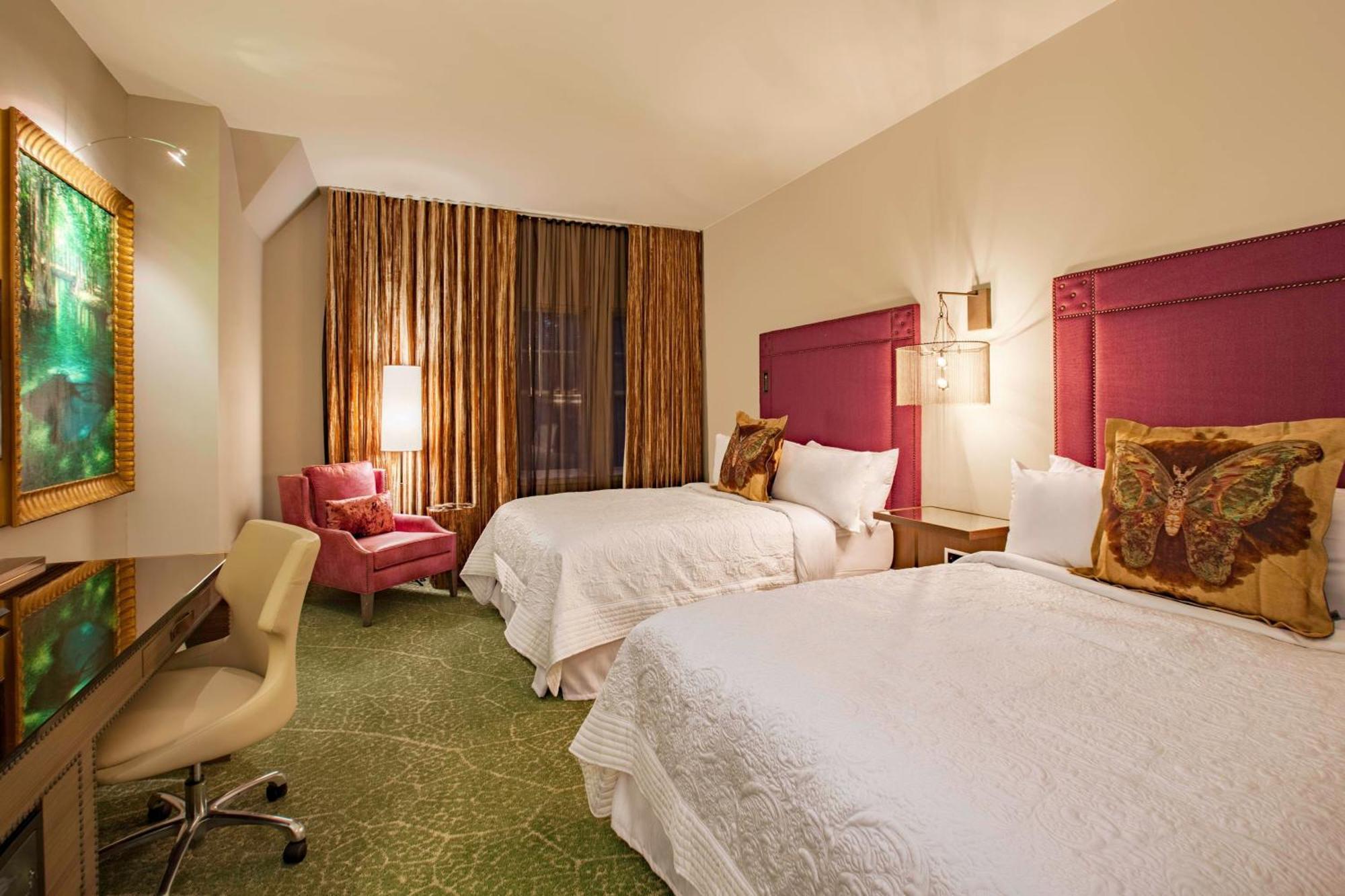 Queen Room Two Queen Beds Roll Shower Mobility Hearing Accessible