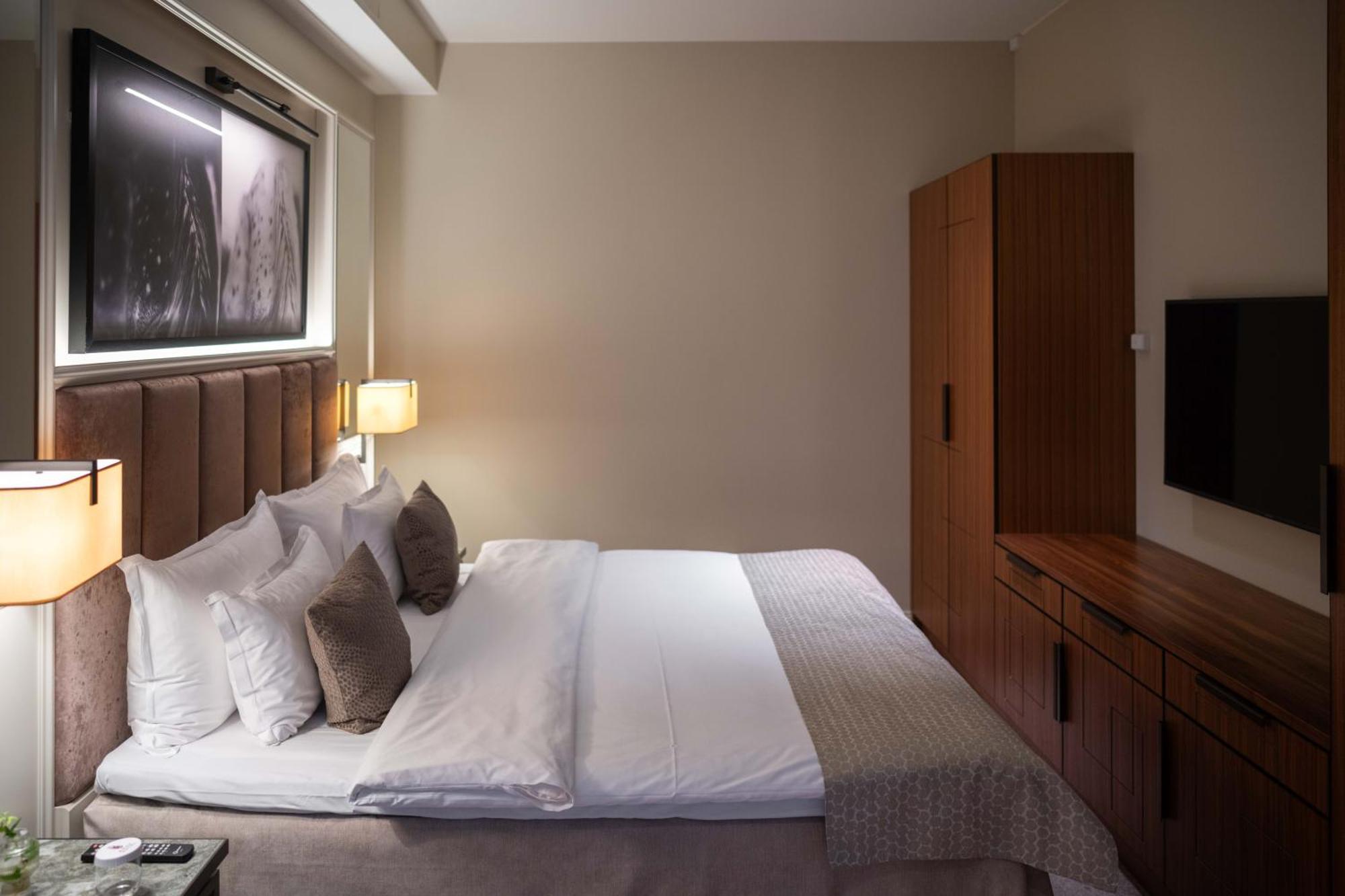 Bank Heritage Suite