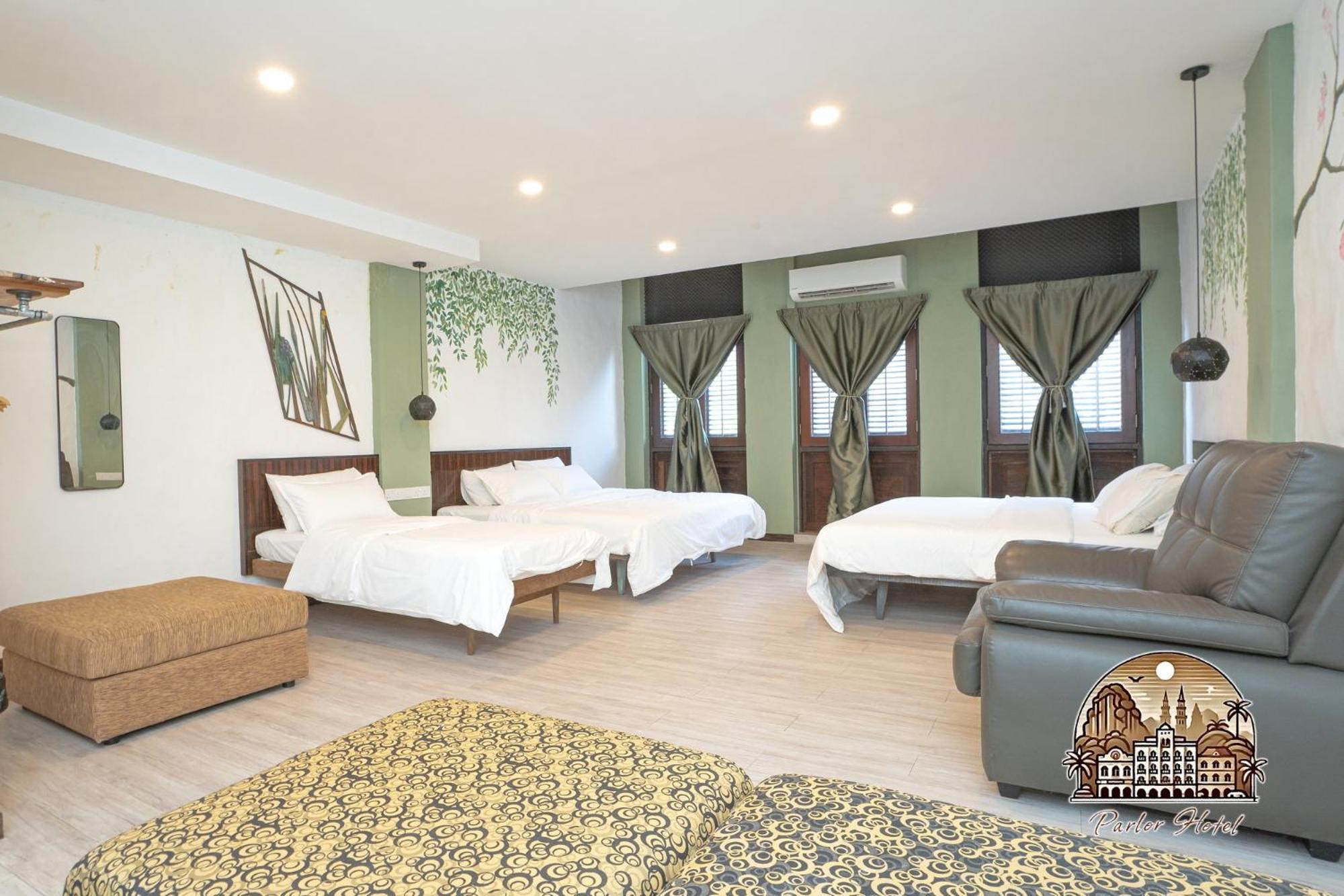 Deluxe Family Suite