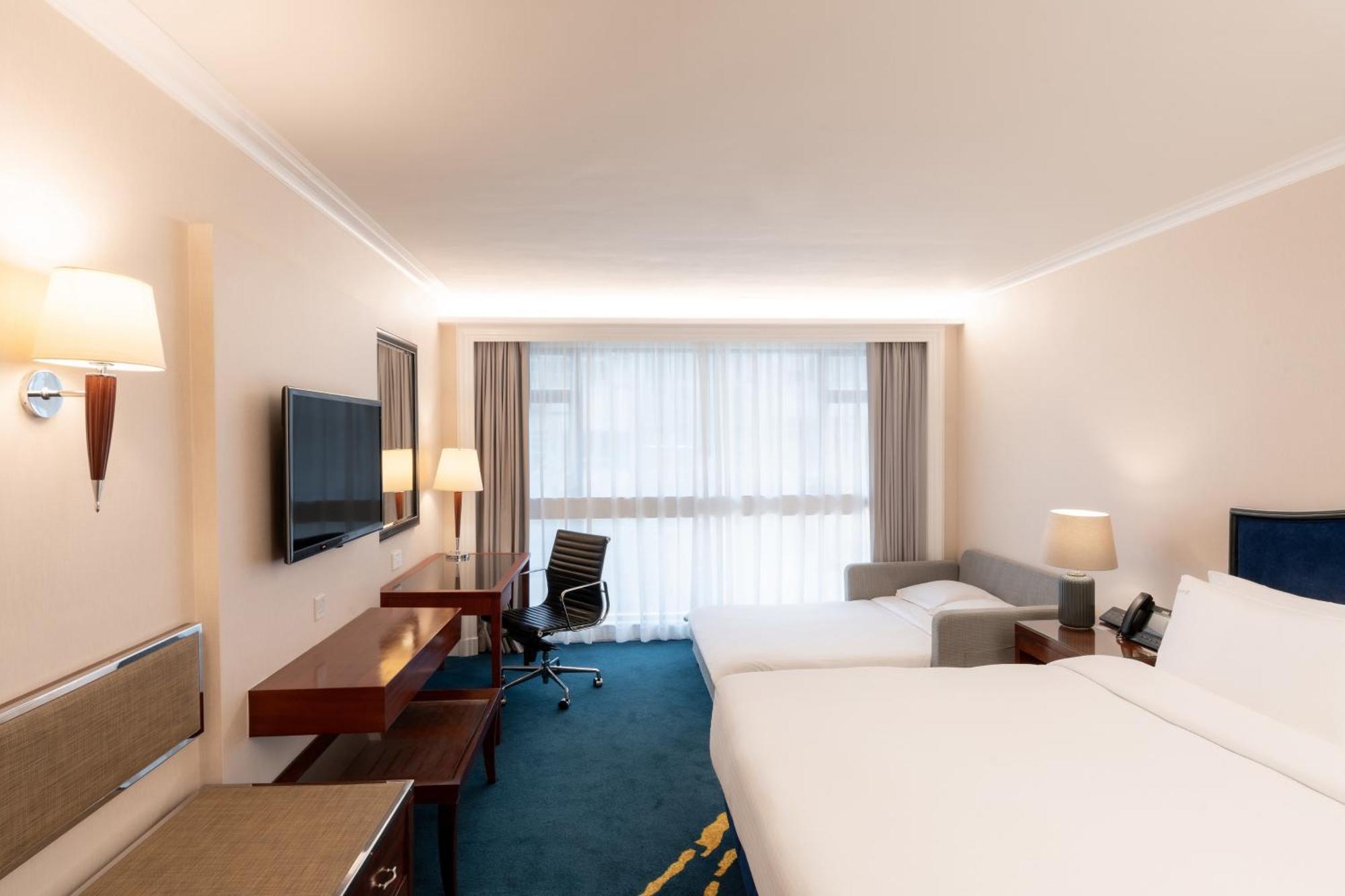 Chambre Lit King-Size Premium avec Canapé-Lit