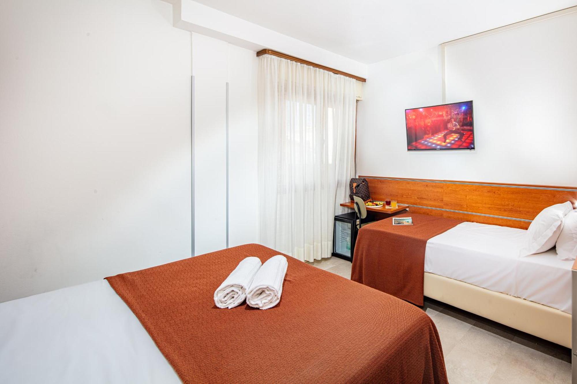 Classic Doppel- oder Zweibettzimmer mit Zustellbett