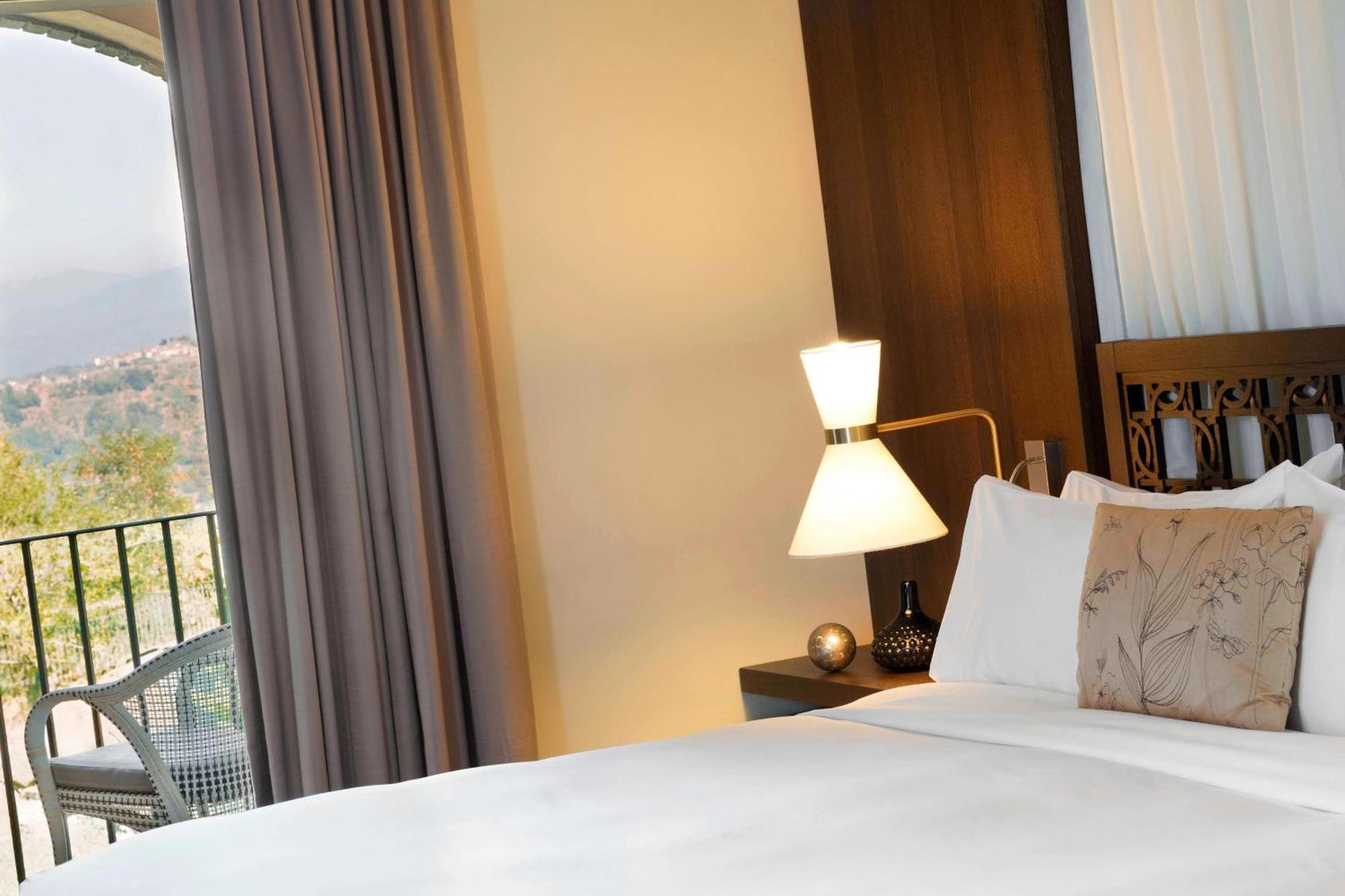 Balcony Deluxe King Room with View