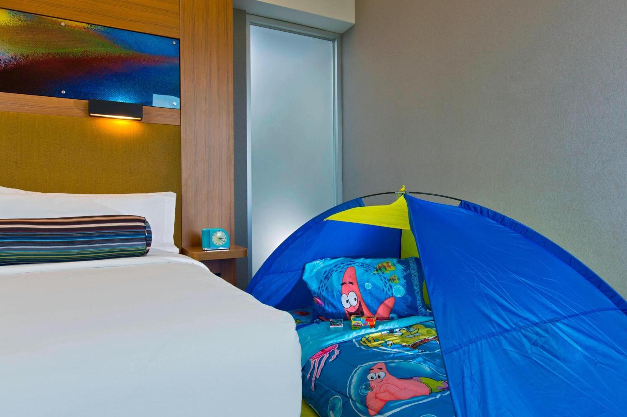 Kamer met Kingsize Bed