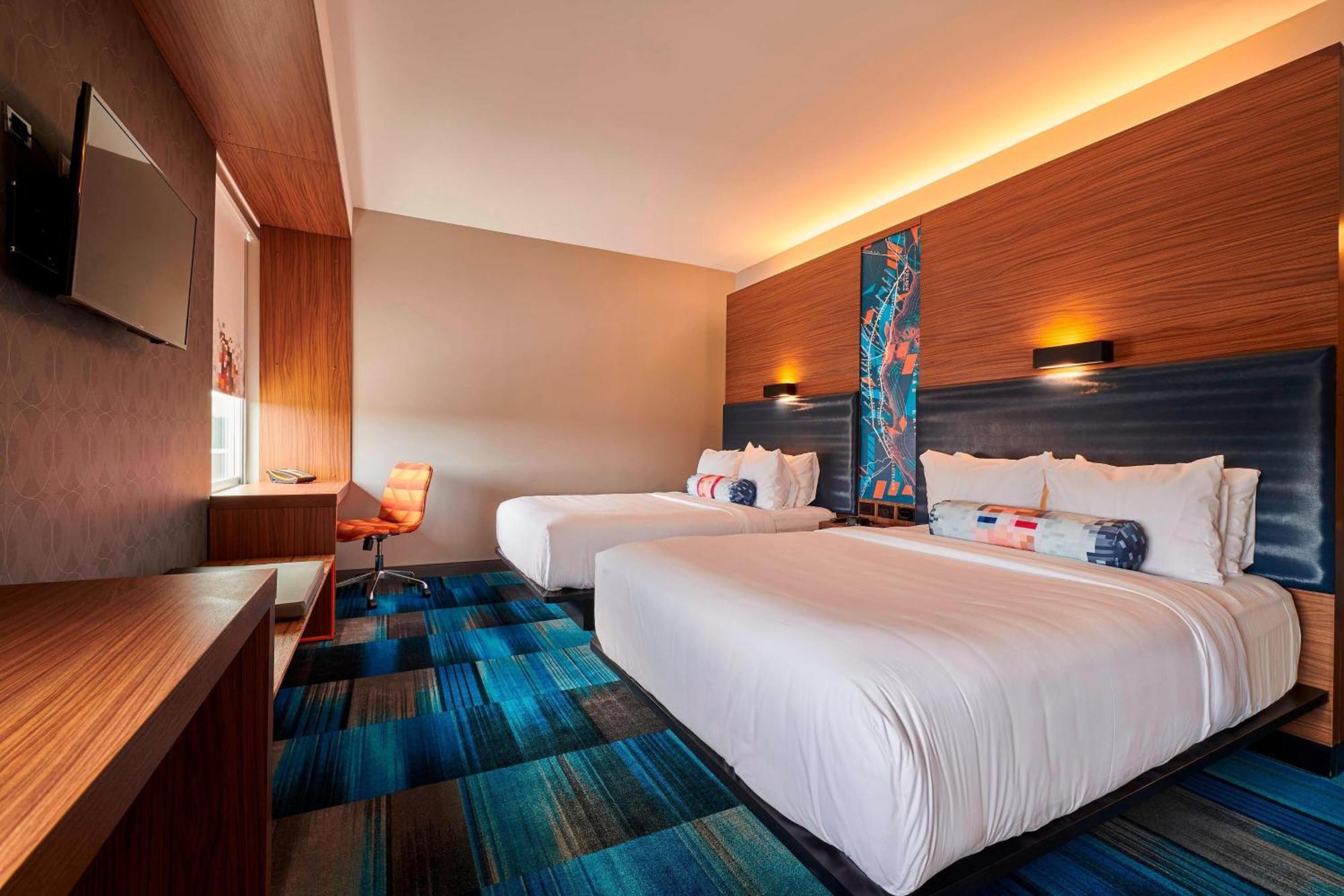 Queen Room with Two Queen Beds - Hearing Accessible