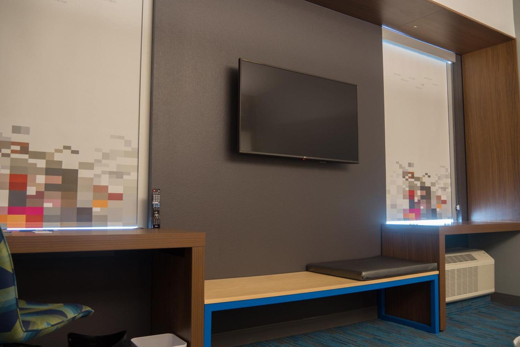 King Room - Hearing Accessible