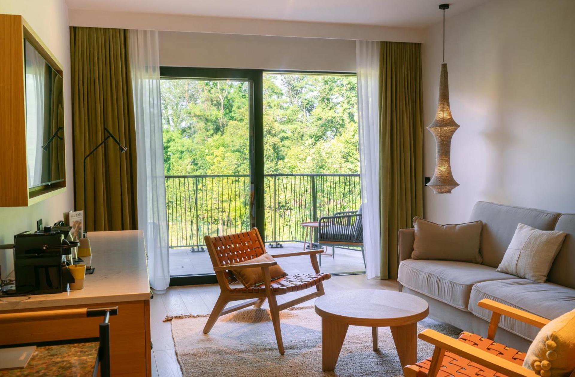 Suite with Garden View