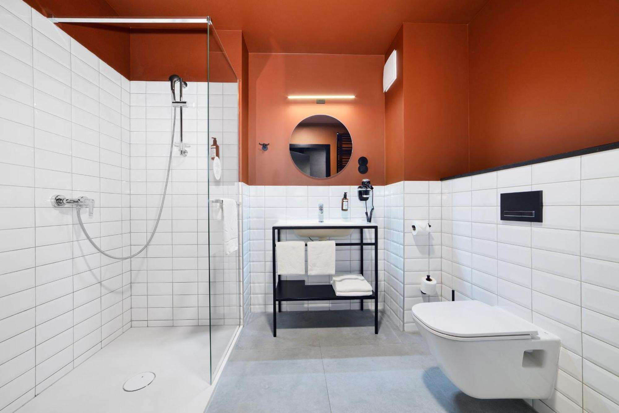 Standard Double Room OFICYNA building