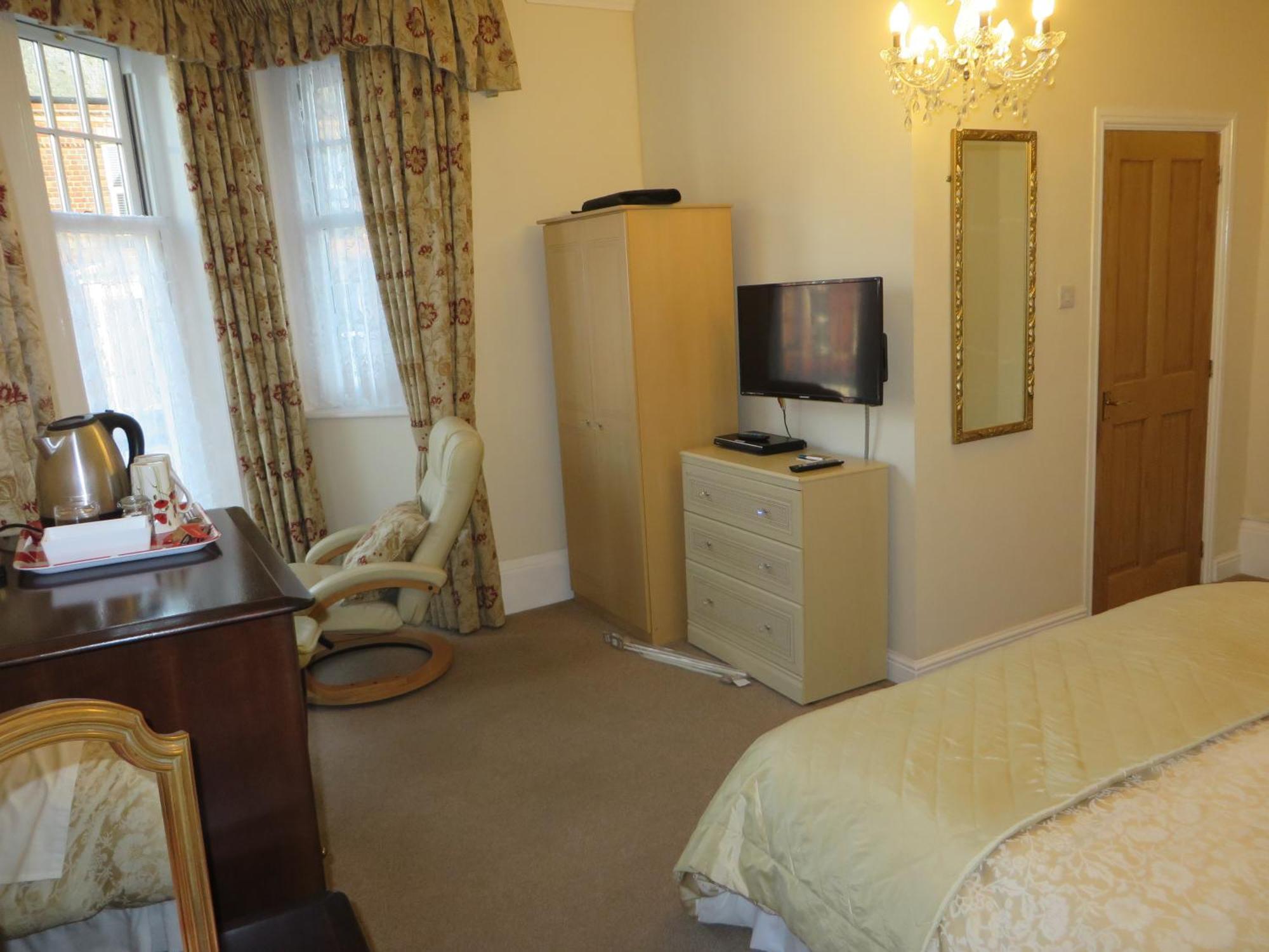 Superior King Room