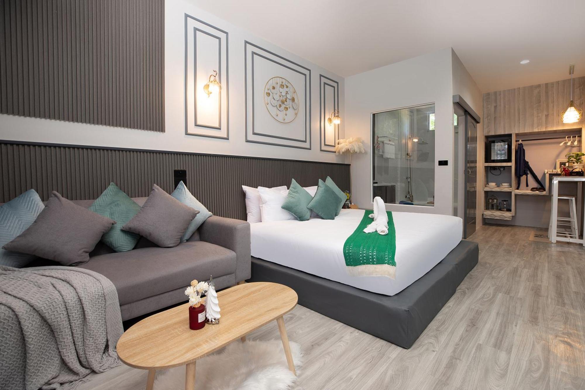 Junior Suite with Private Pool