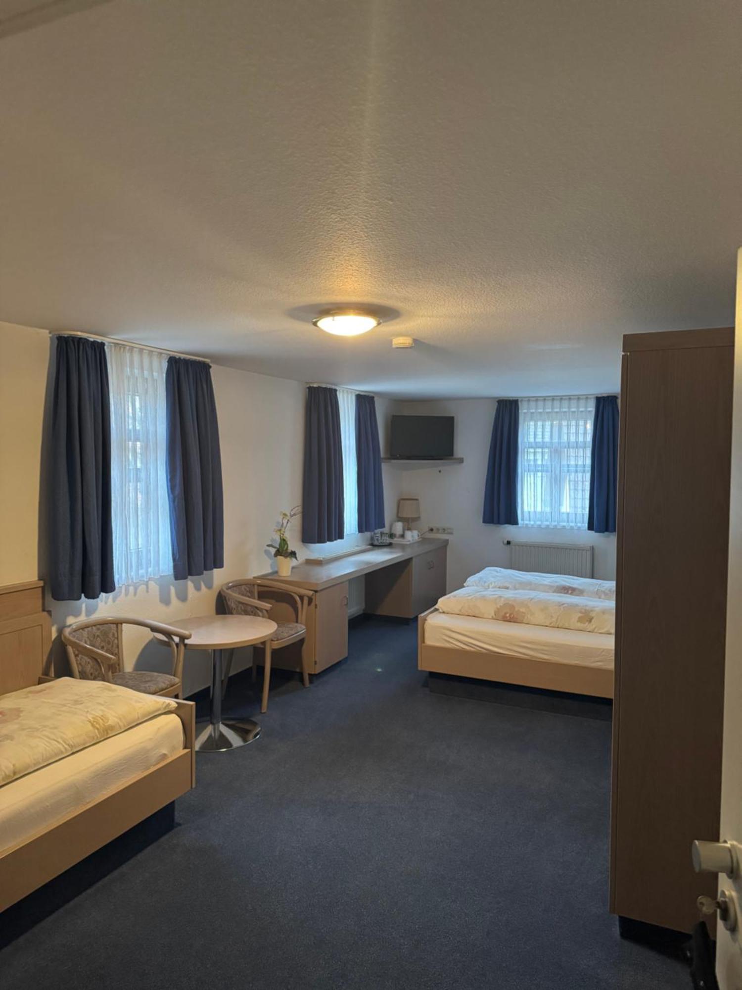 Dreibettzimmer
