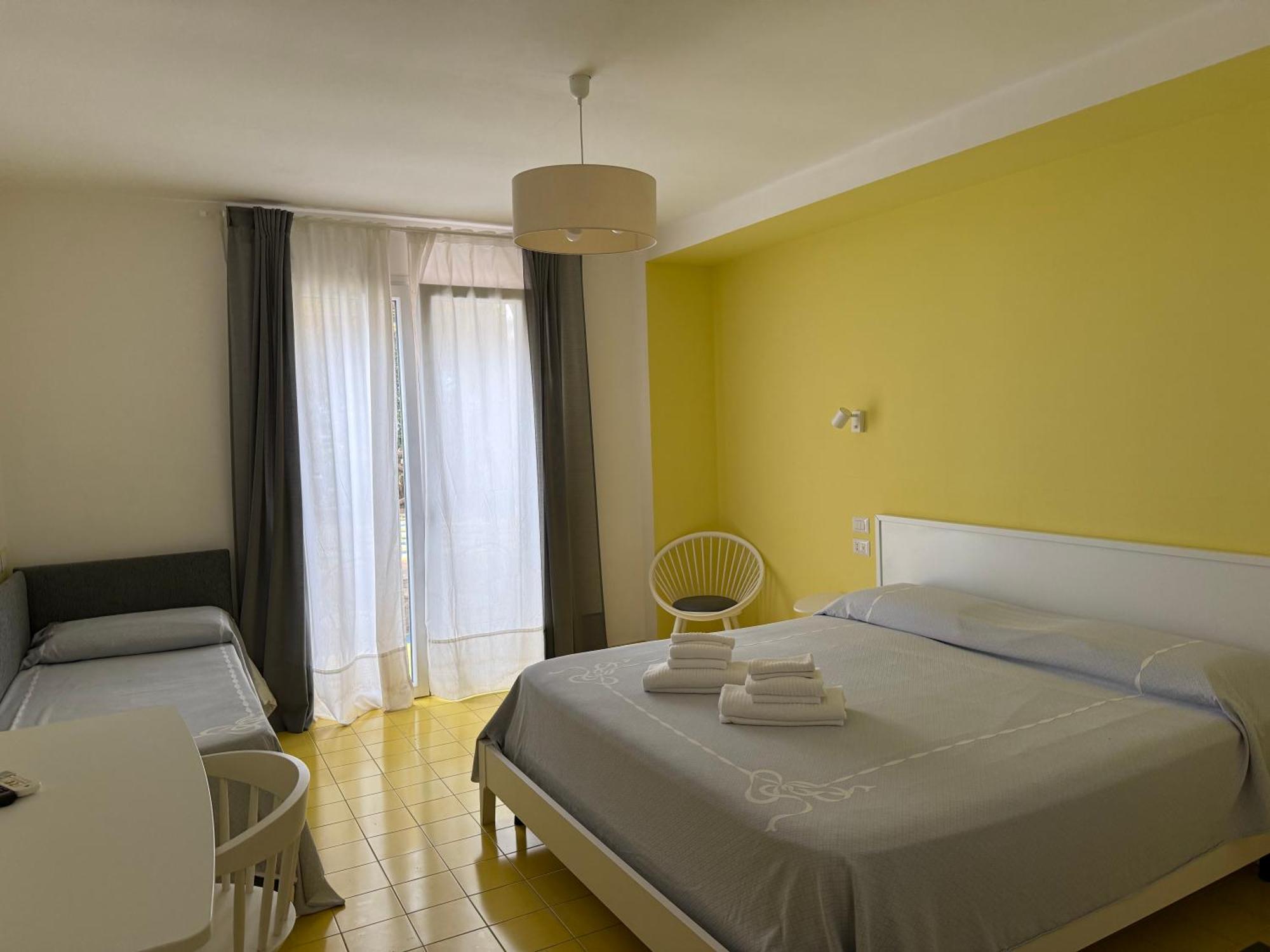 Superior Triple Room with Sea View