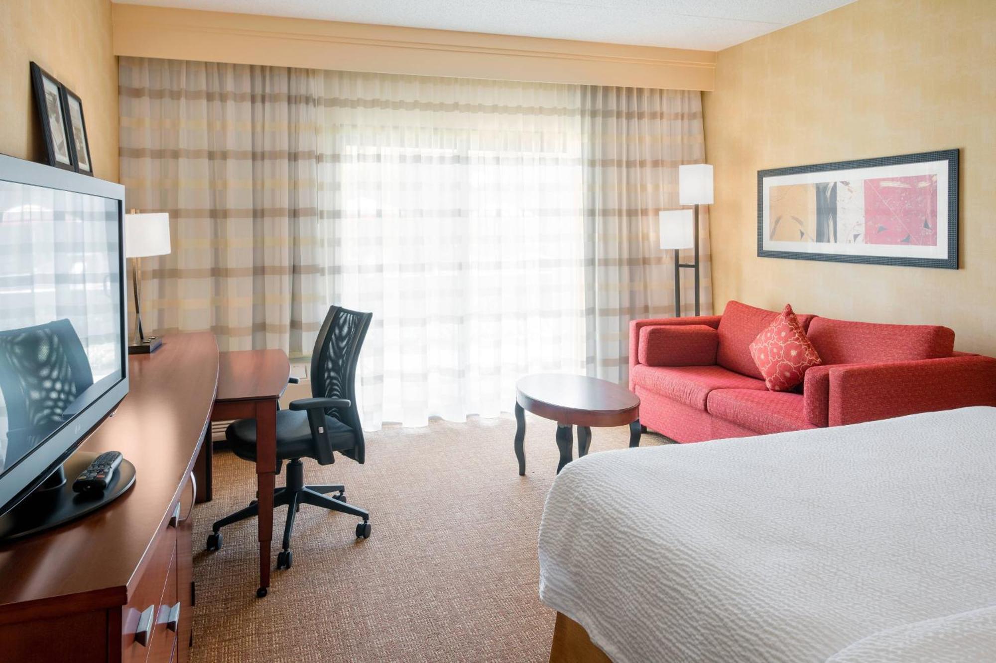King Room with Sofa Bed