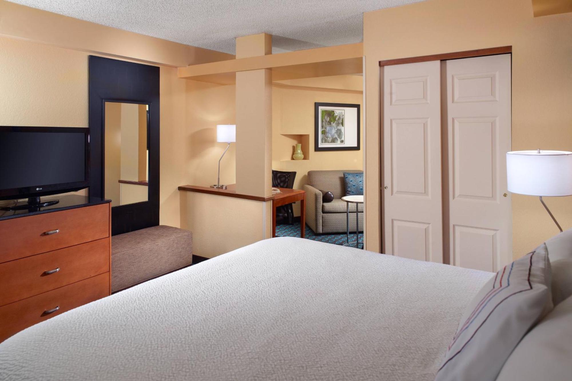 Executive King Room with Sofa Bed