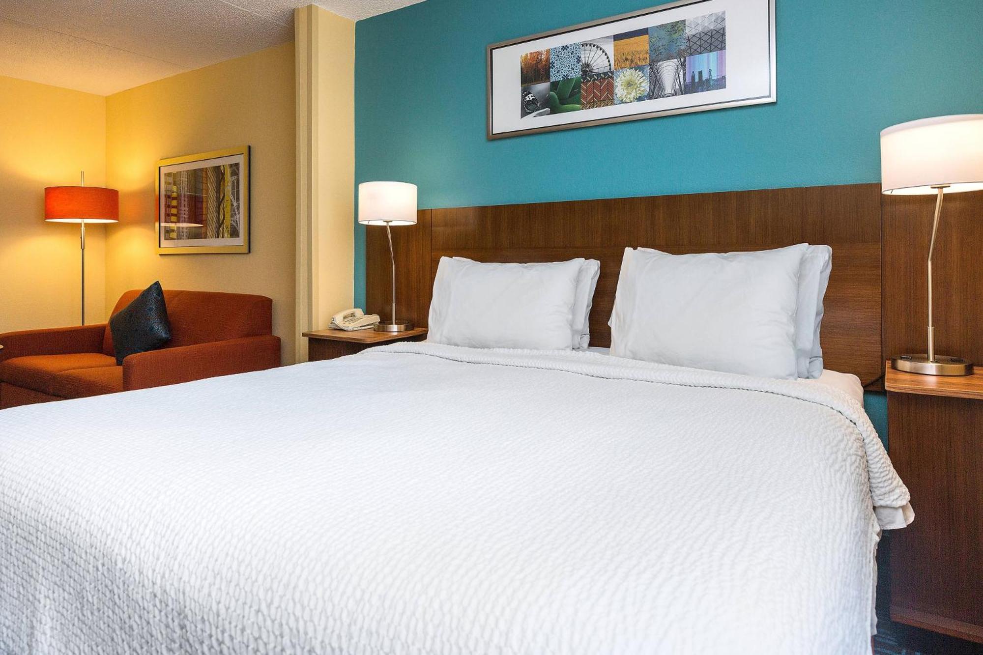King Room with Sofa Bed