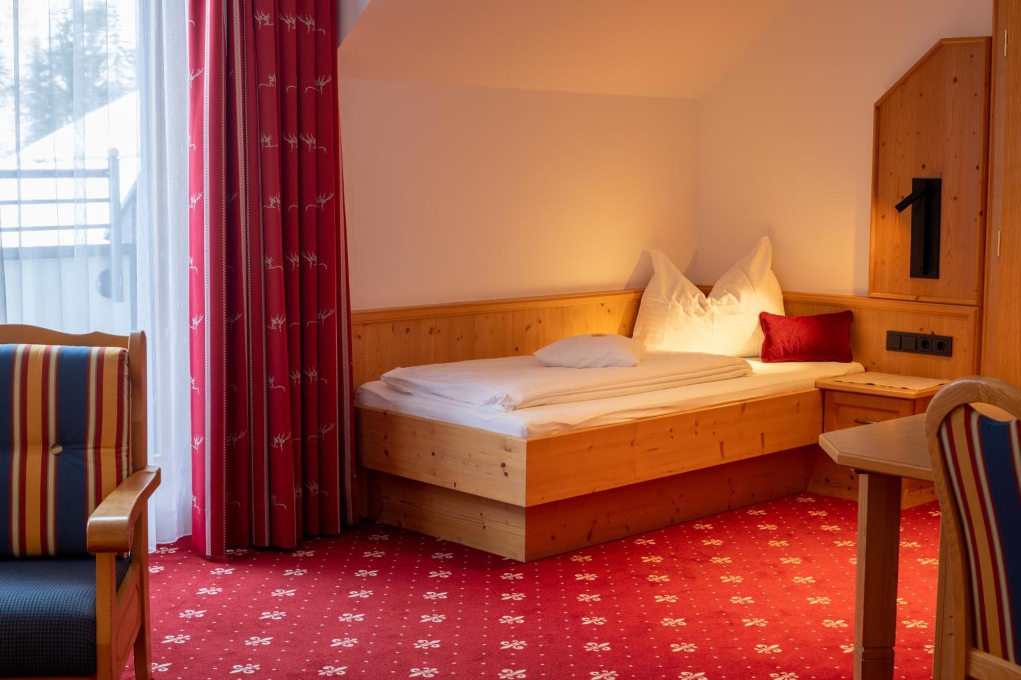 Triple Room with Balcony,1632264731:JPEG