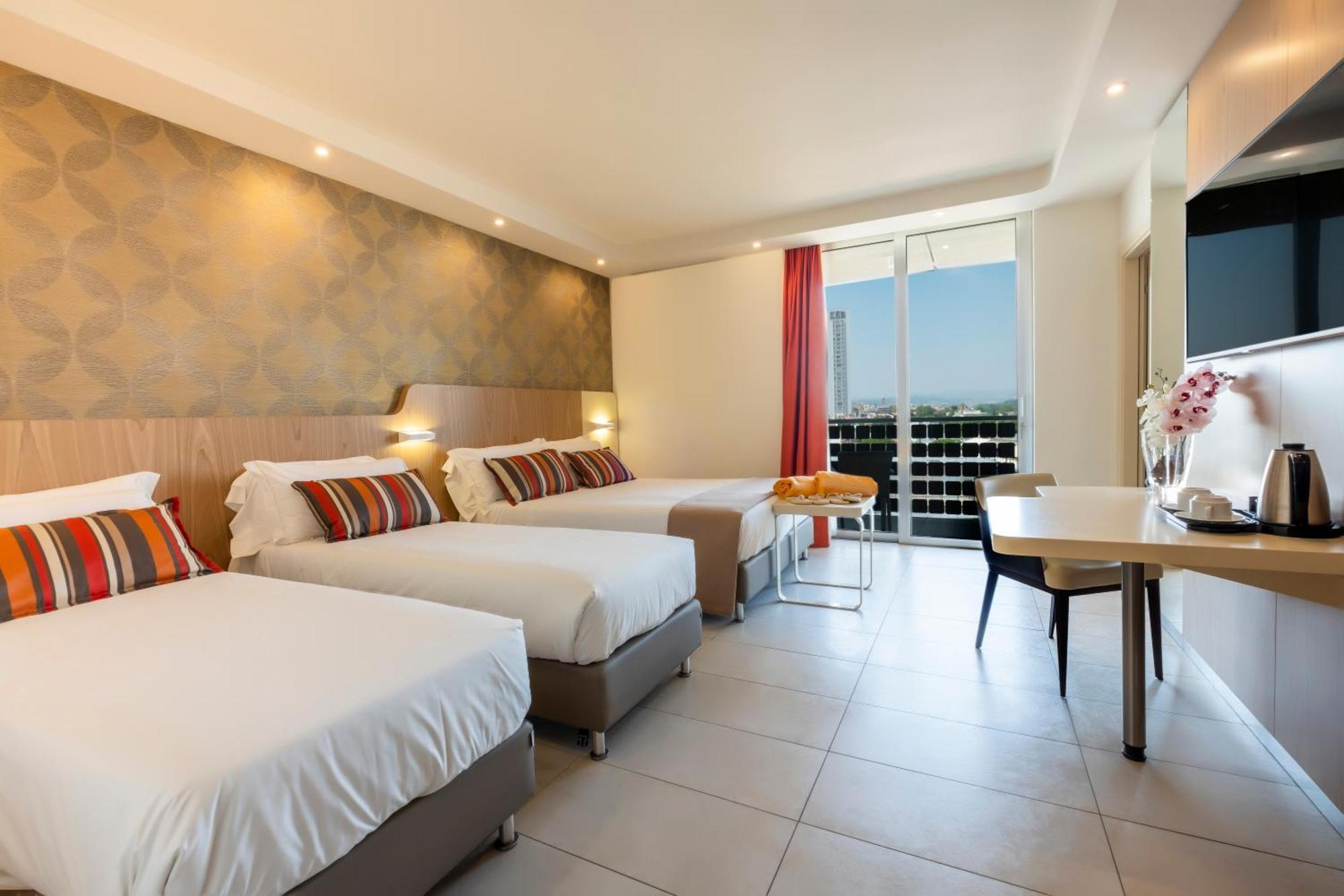 Deluxe Quadruple Room