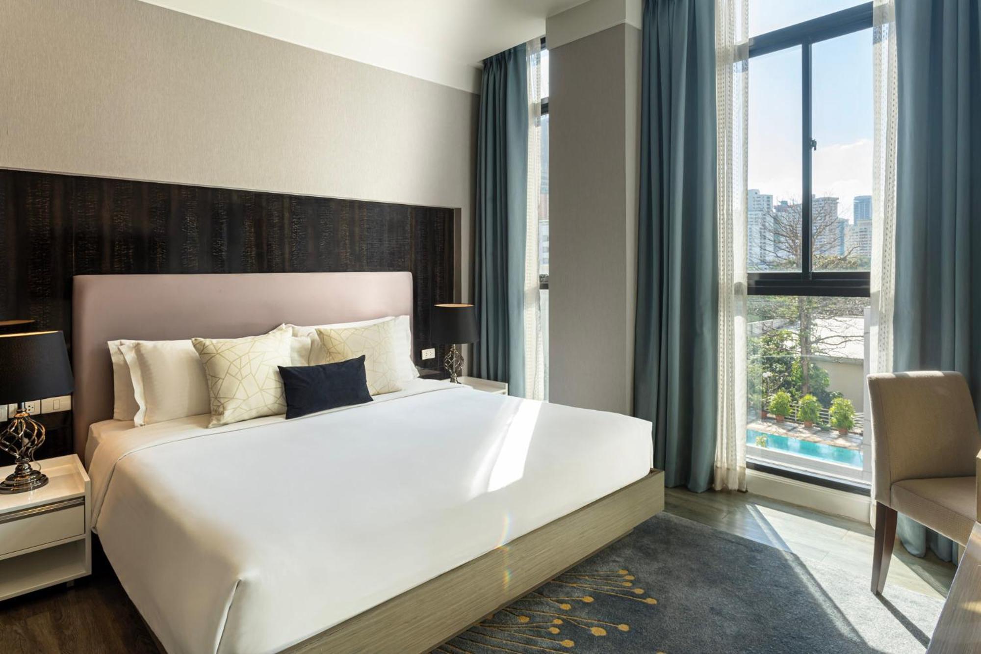 Deluxe Two-Bedroom Suite,1699125658:JPEG
