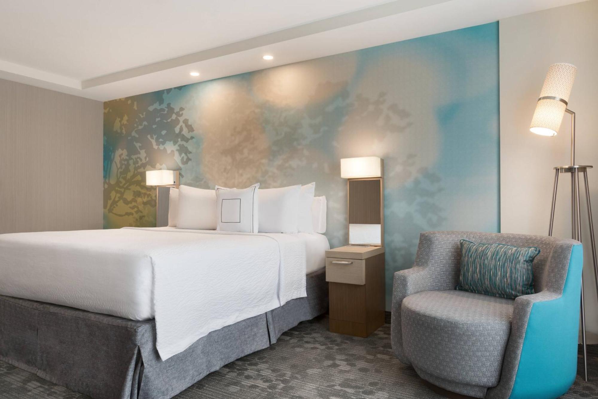King Room with Sofa Bed
