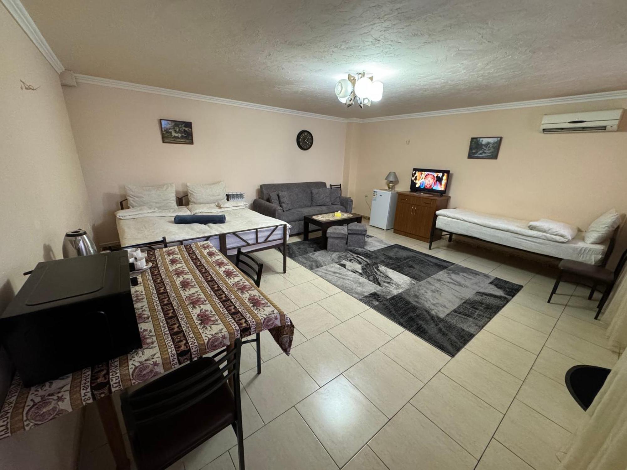 Budget Triple Room