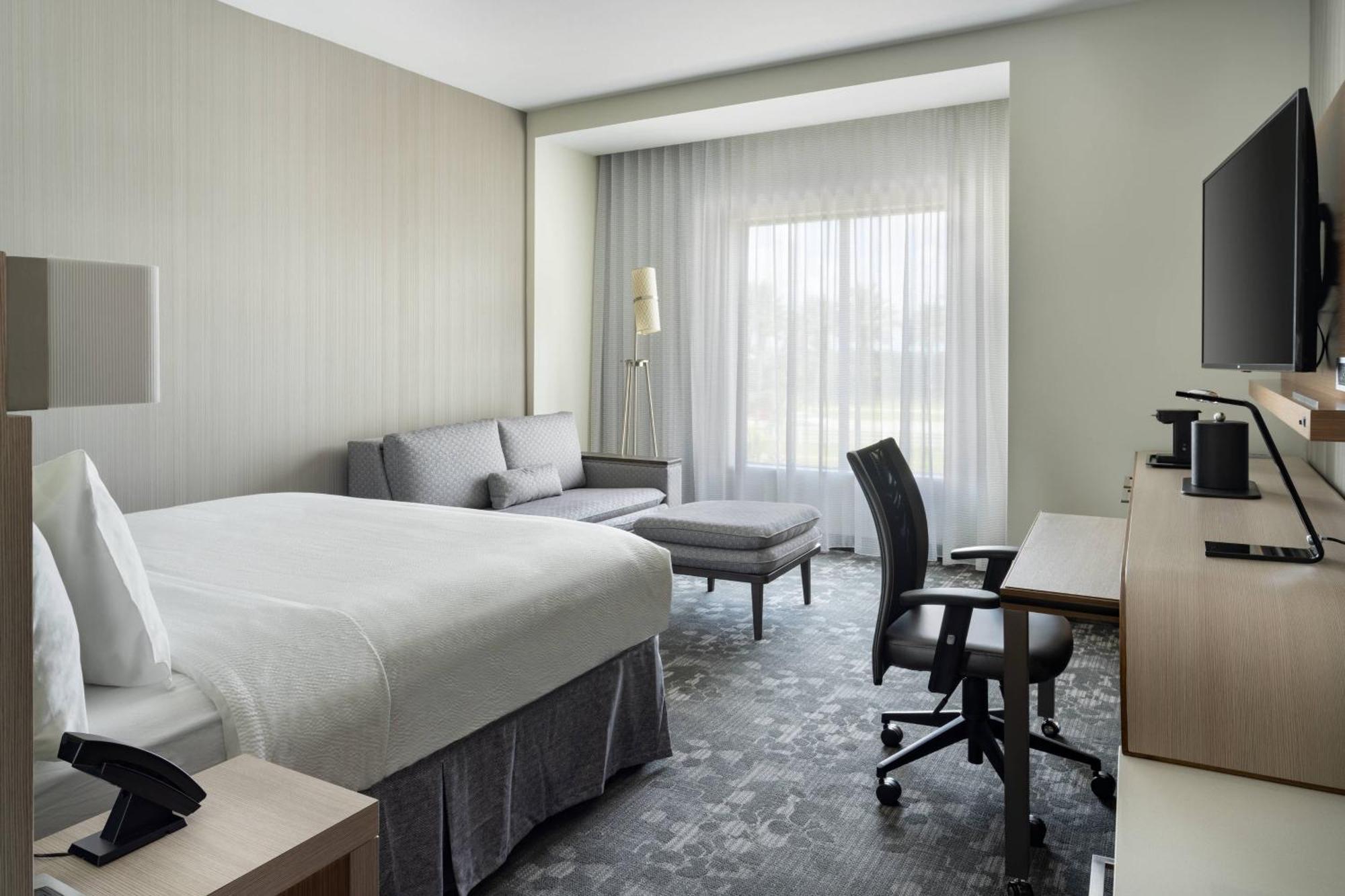 King Room with Sofa Bed