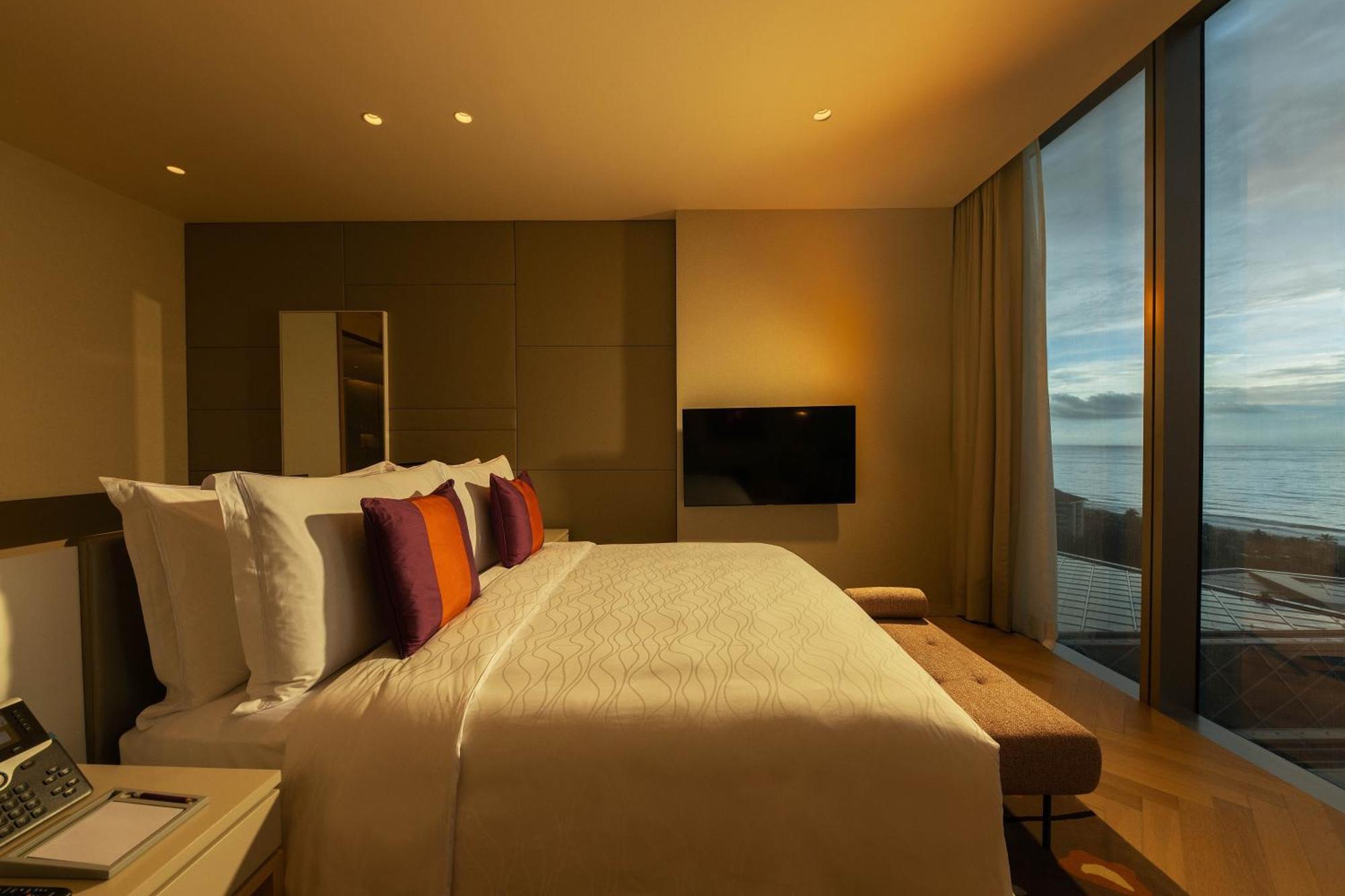 Skyline Suite,1632470961:JPEG