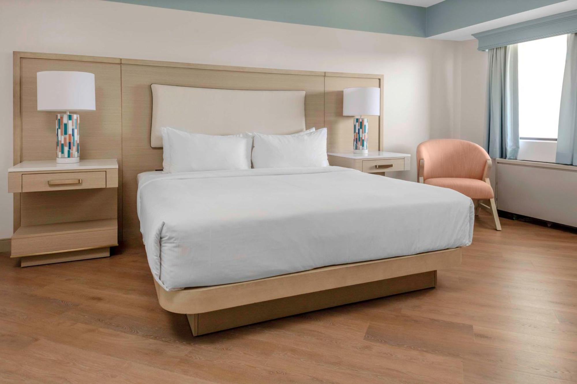 Junior King Suite with Ocean View